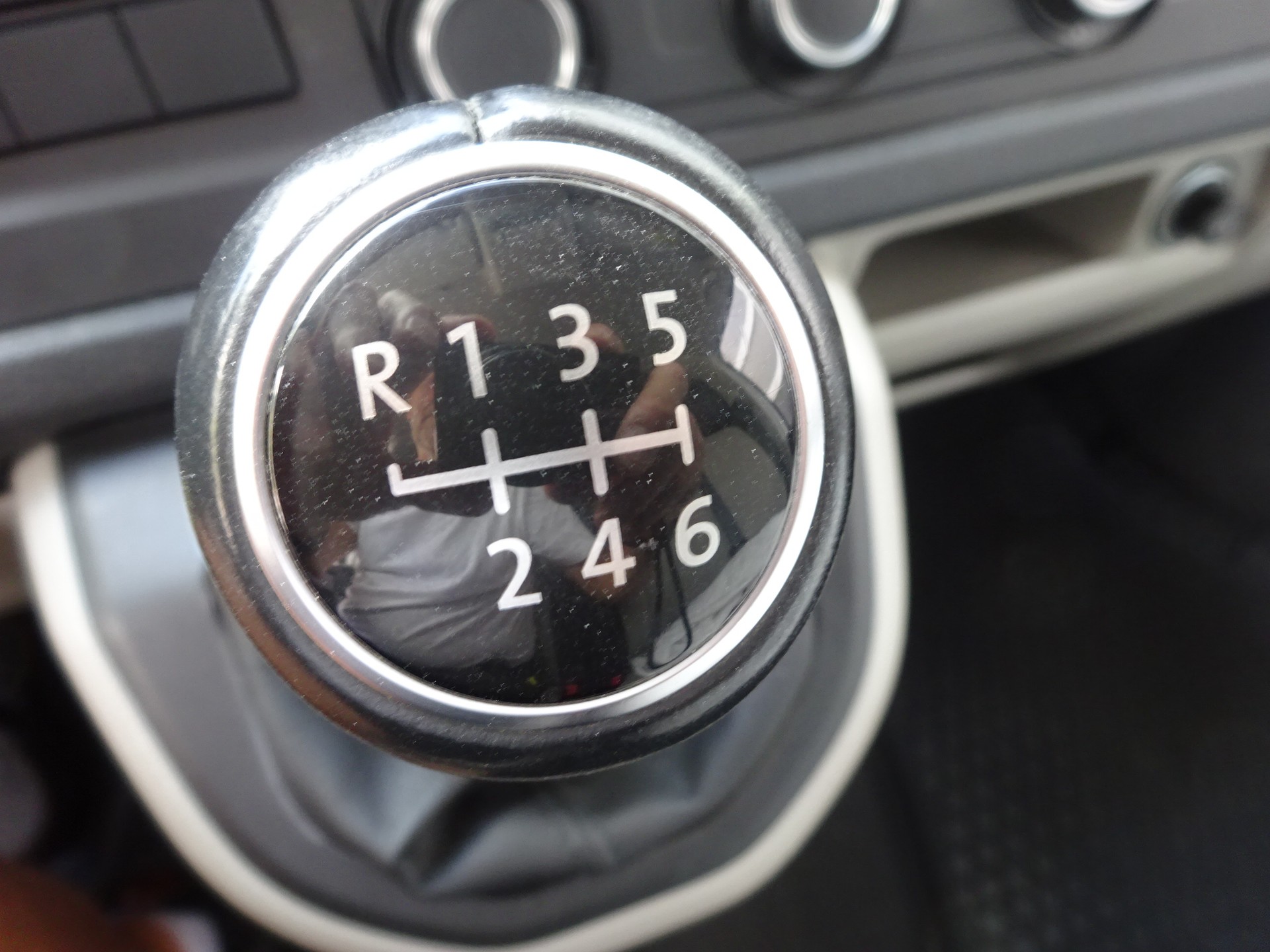 VW T6 2.0 TDI 4Motion-image-5
