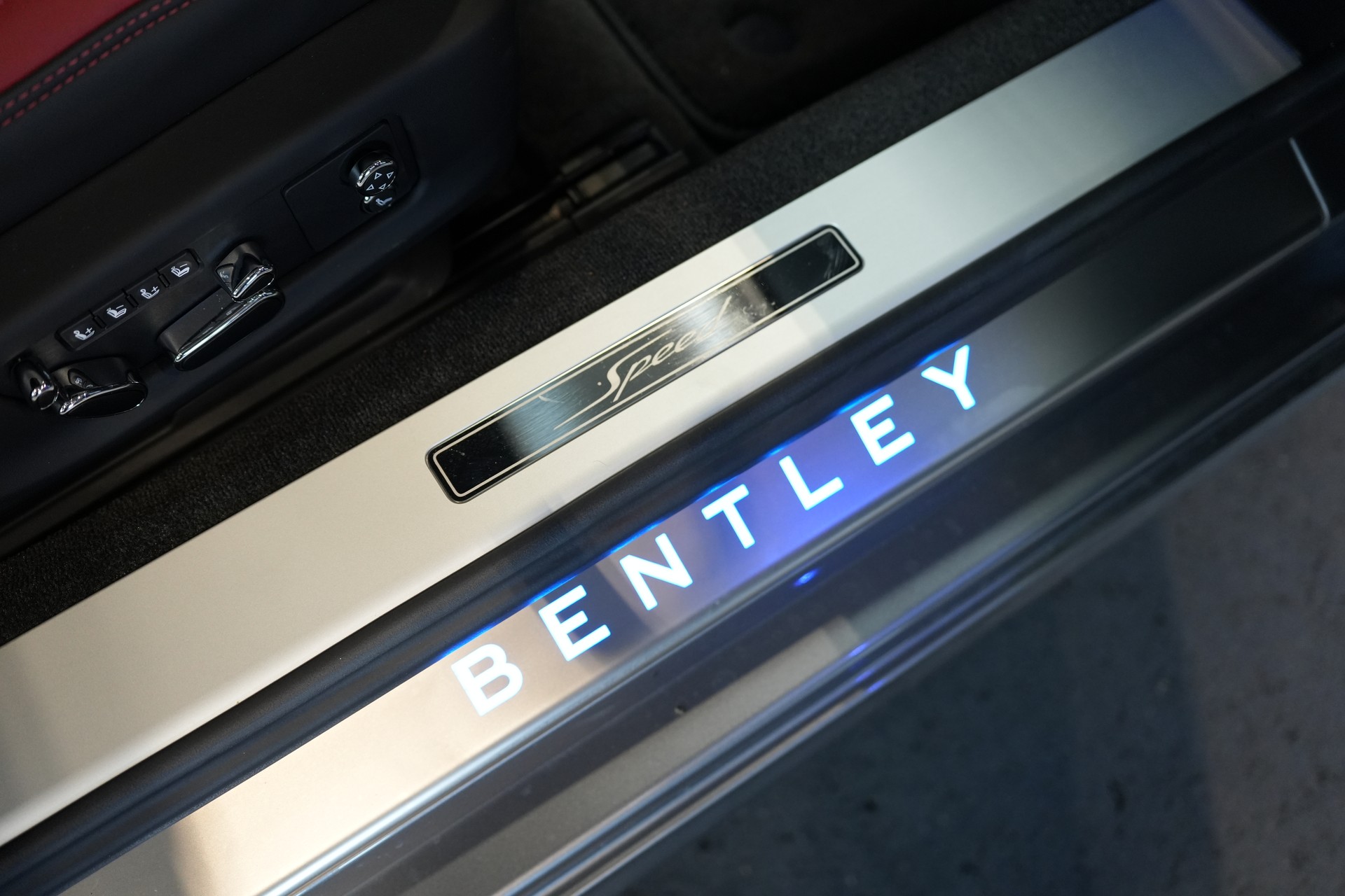 BENTLEY Continental GT 6.0 W12 Speed-image-9