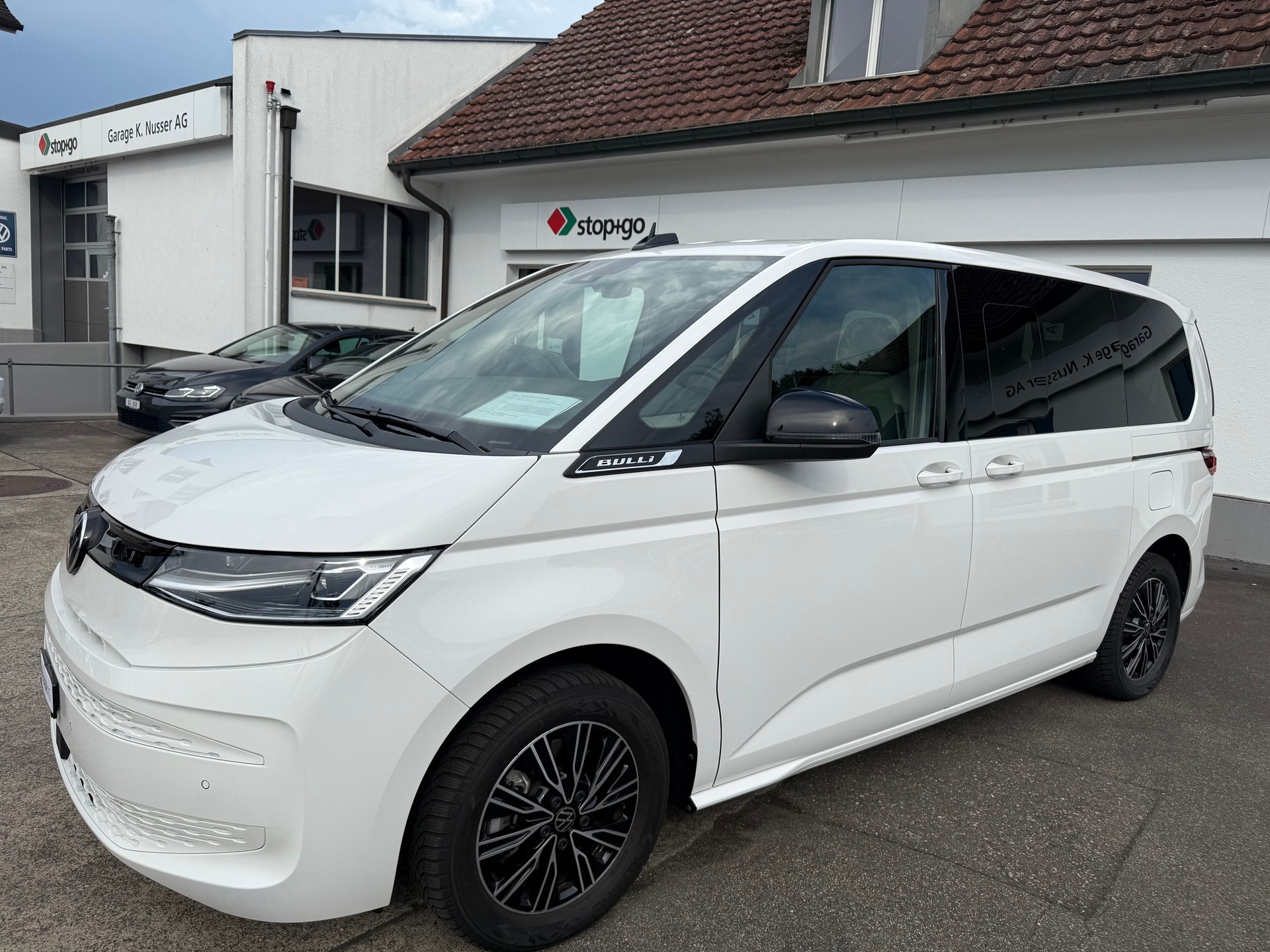 VW Multivan 2.0 TSI Liberty DSG-image-0