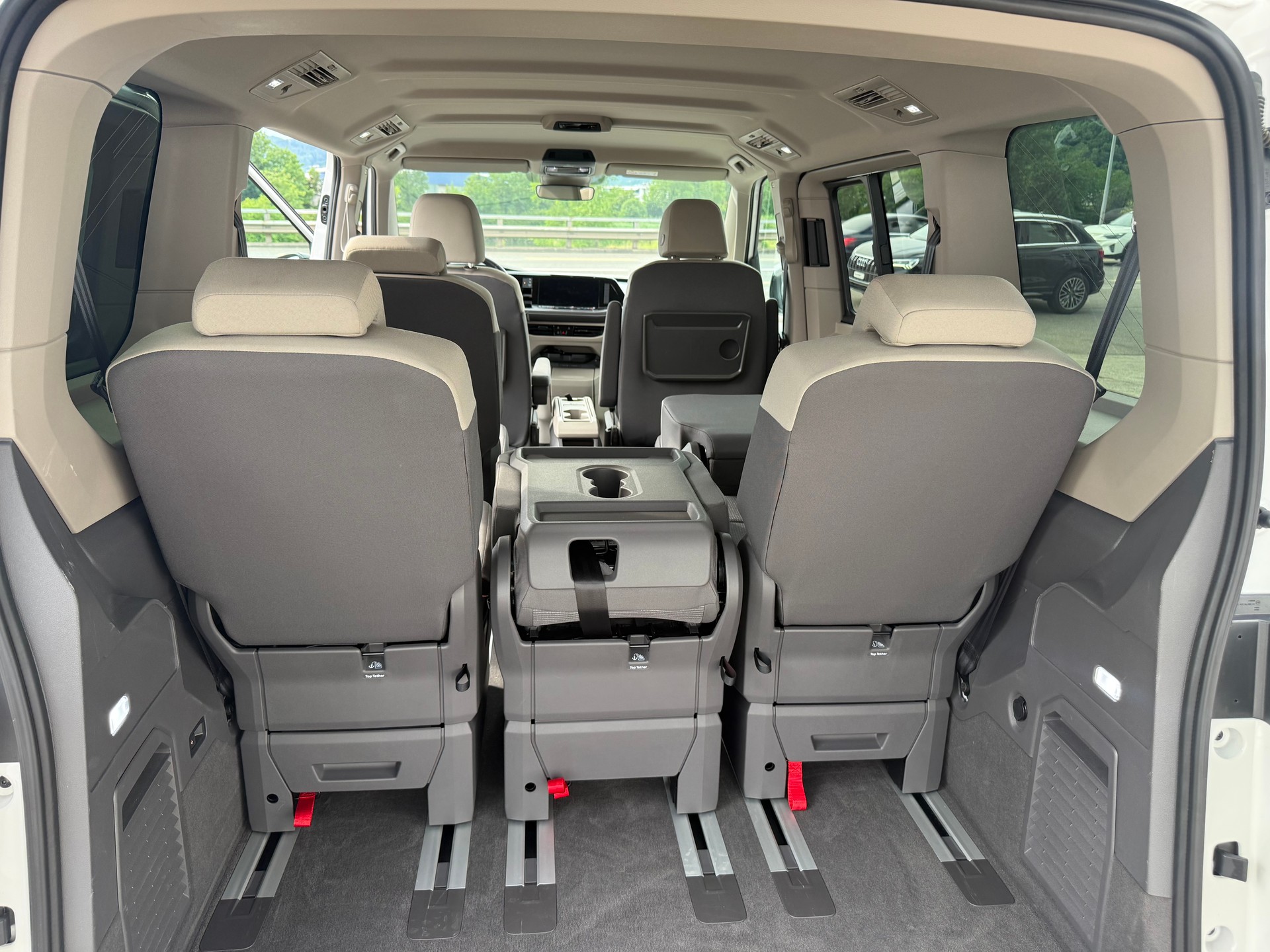 VW Multivan 2.0 TSI Liberty DSG-image-10