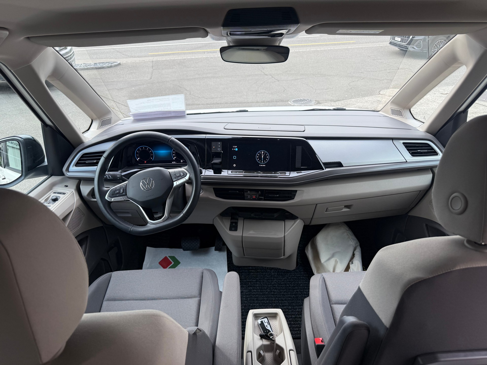 VW Multivan 2.0 TSI Liberty DSG-image-14