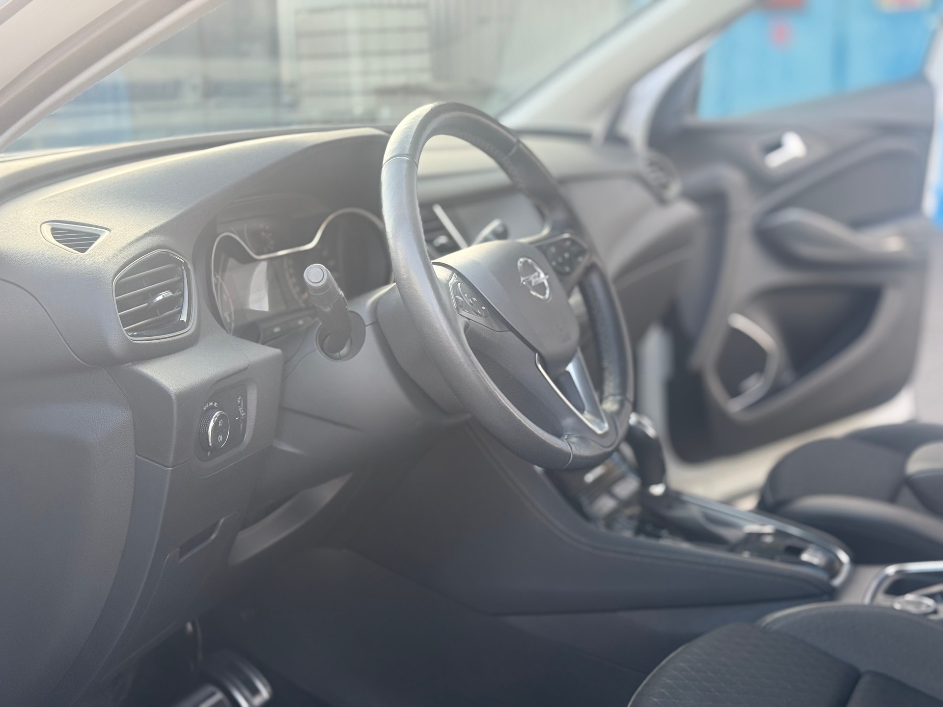 OPEL Grandland X 1.2i TP Ultimate Automatik-image-4