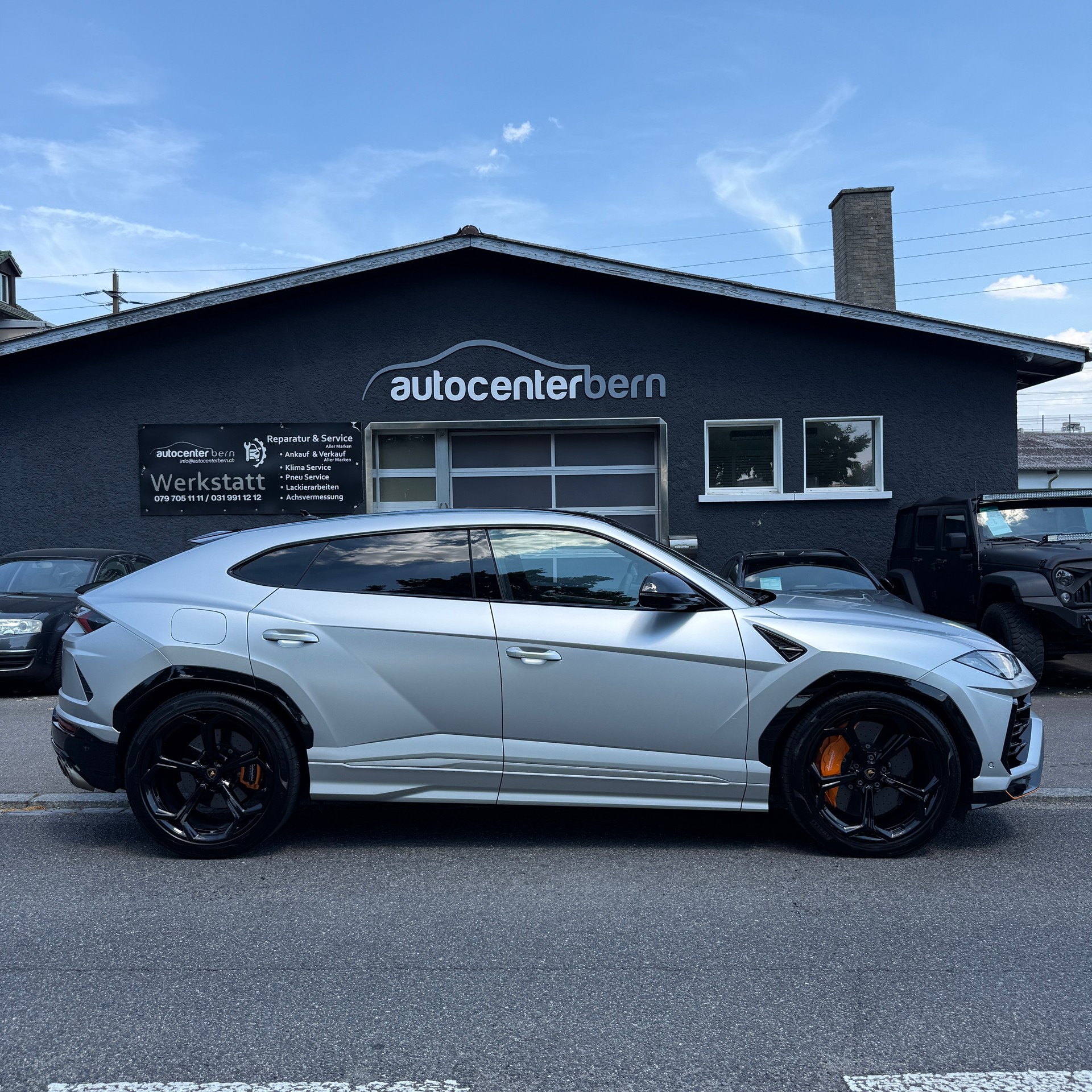 LAMBORGHINI Urus E-Gear Akrapovic-image-7