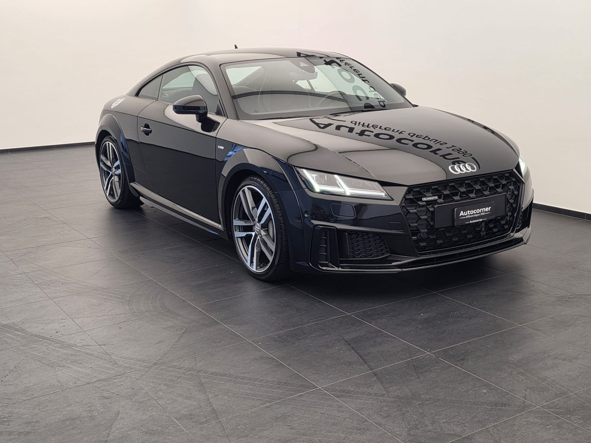 AUDI TT Coupé 45 TFSI quattro S-tronic-image-3