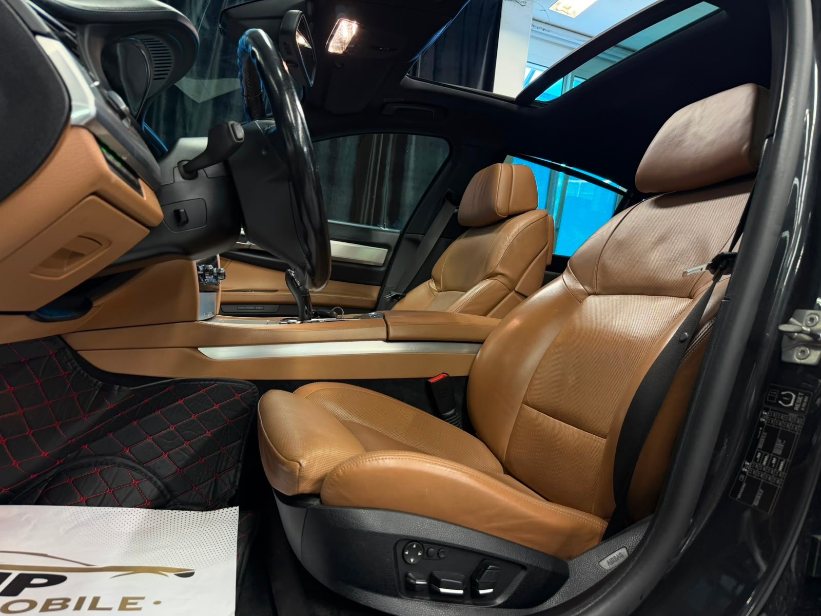 BMW 740d-image-11
