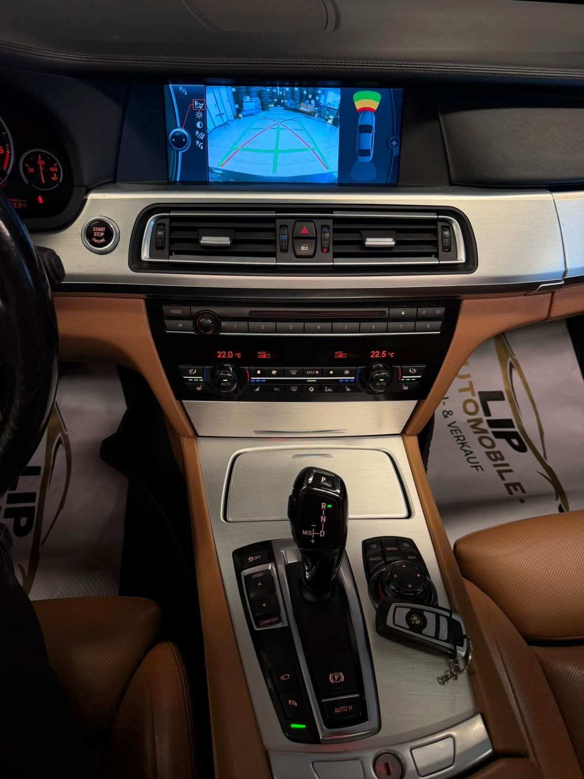 BMW 740d-image-12