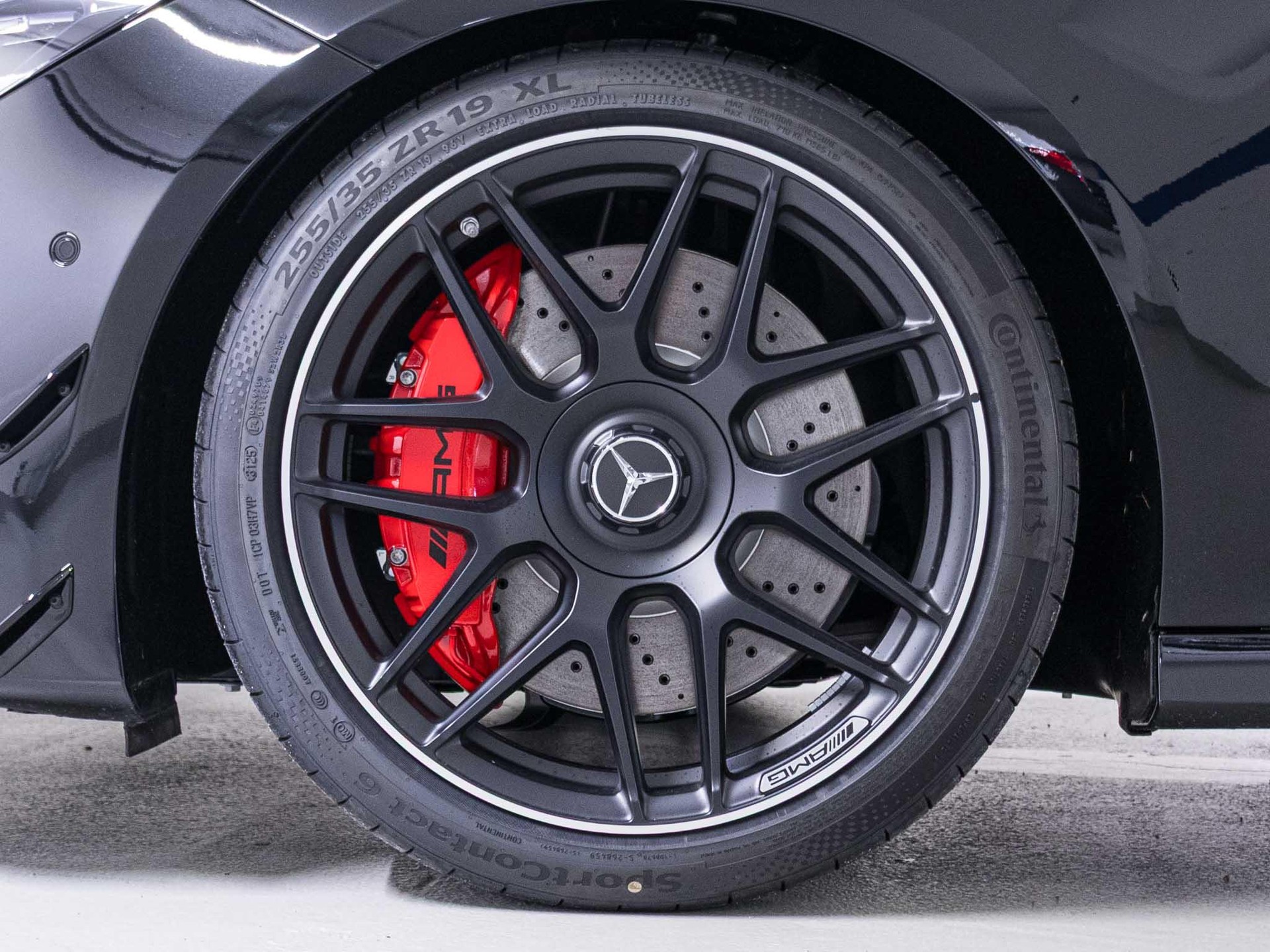 MERCEDES-BENZ CLA 45 S AMG 4MATIC+ Coupé-image-14