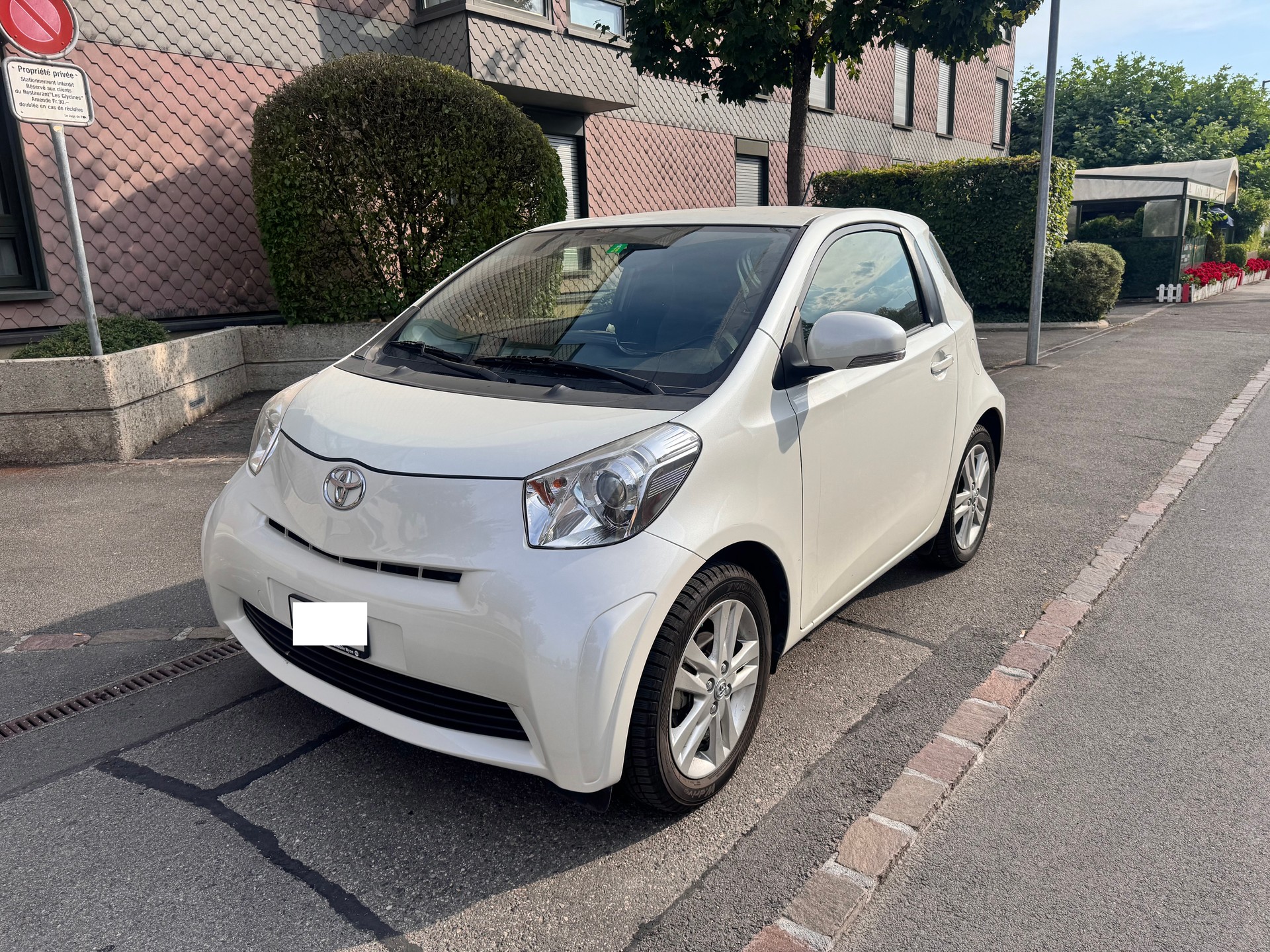 TOYOTA 1.0 VVT-i Linea Luna-image-0