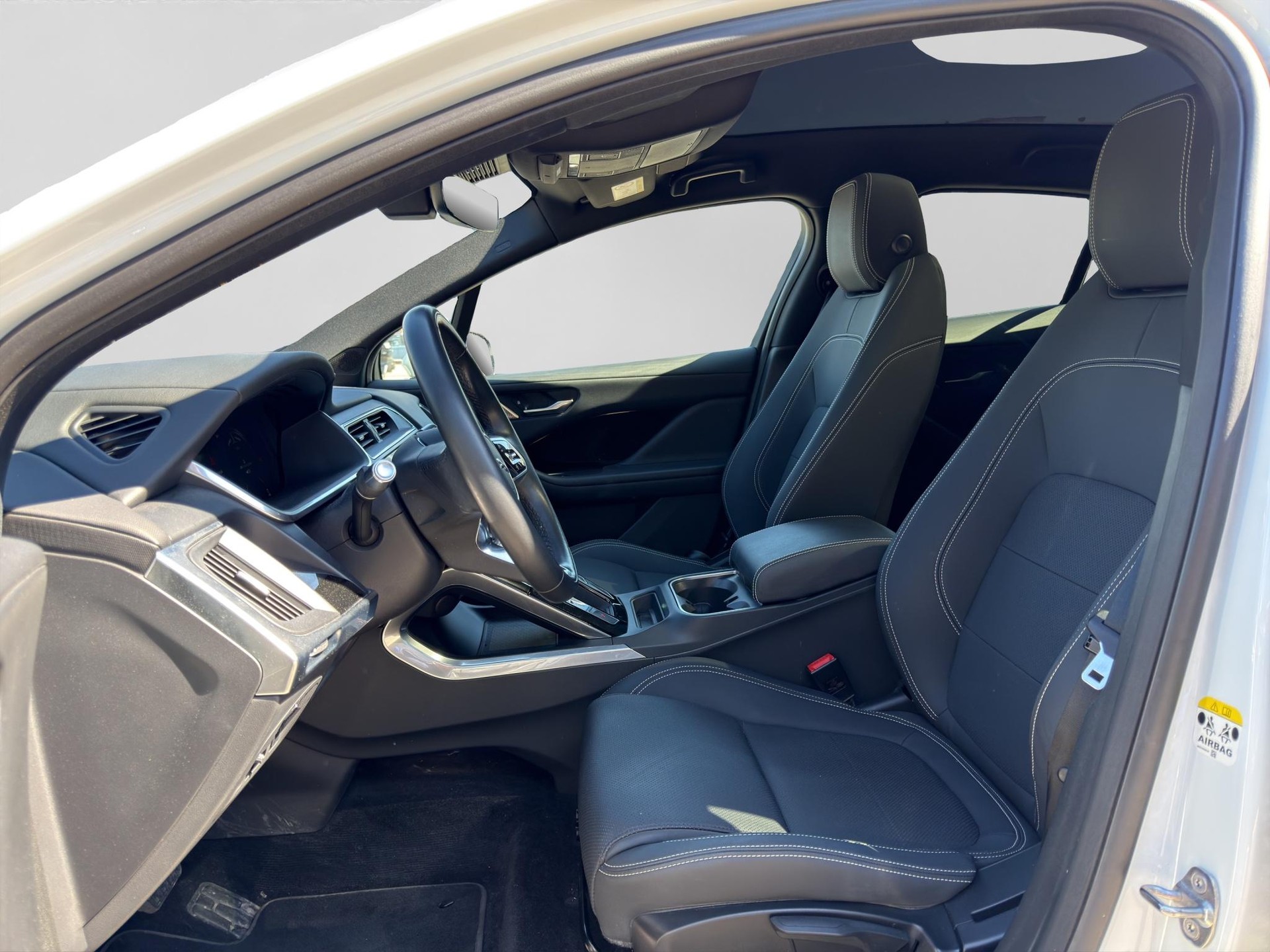 JAGUAR I-Pace EV400 S AWD-image-1