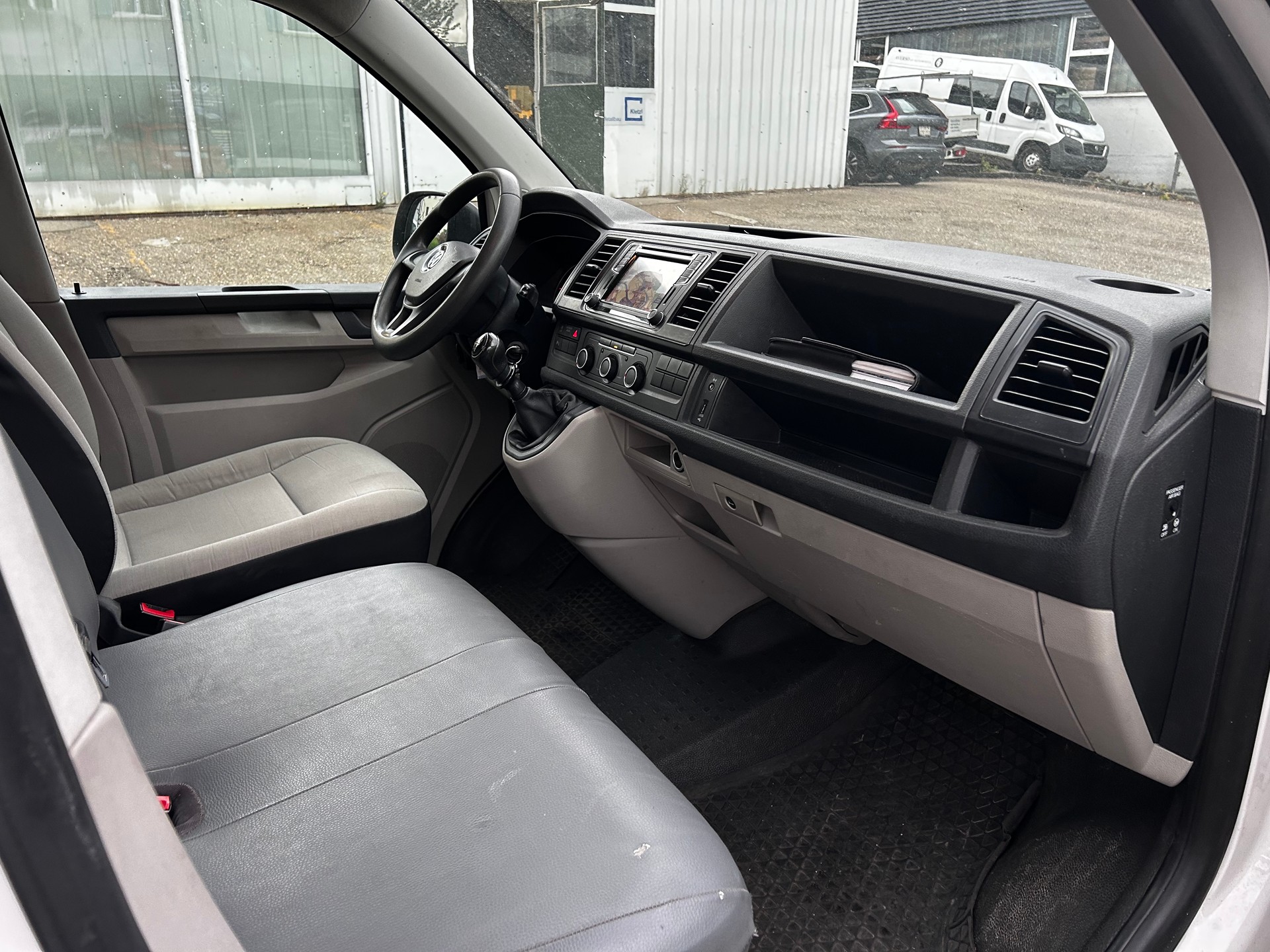 VW T6 2.0 TDI Euro 6-image-11