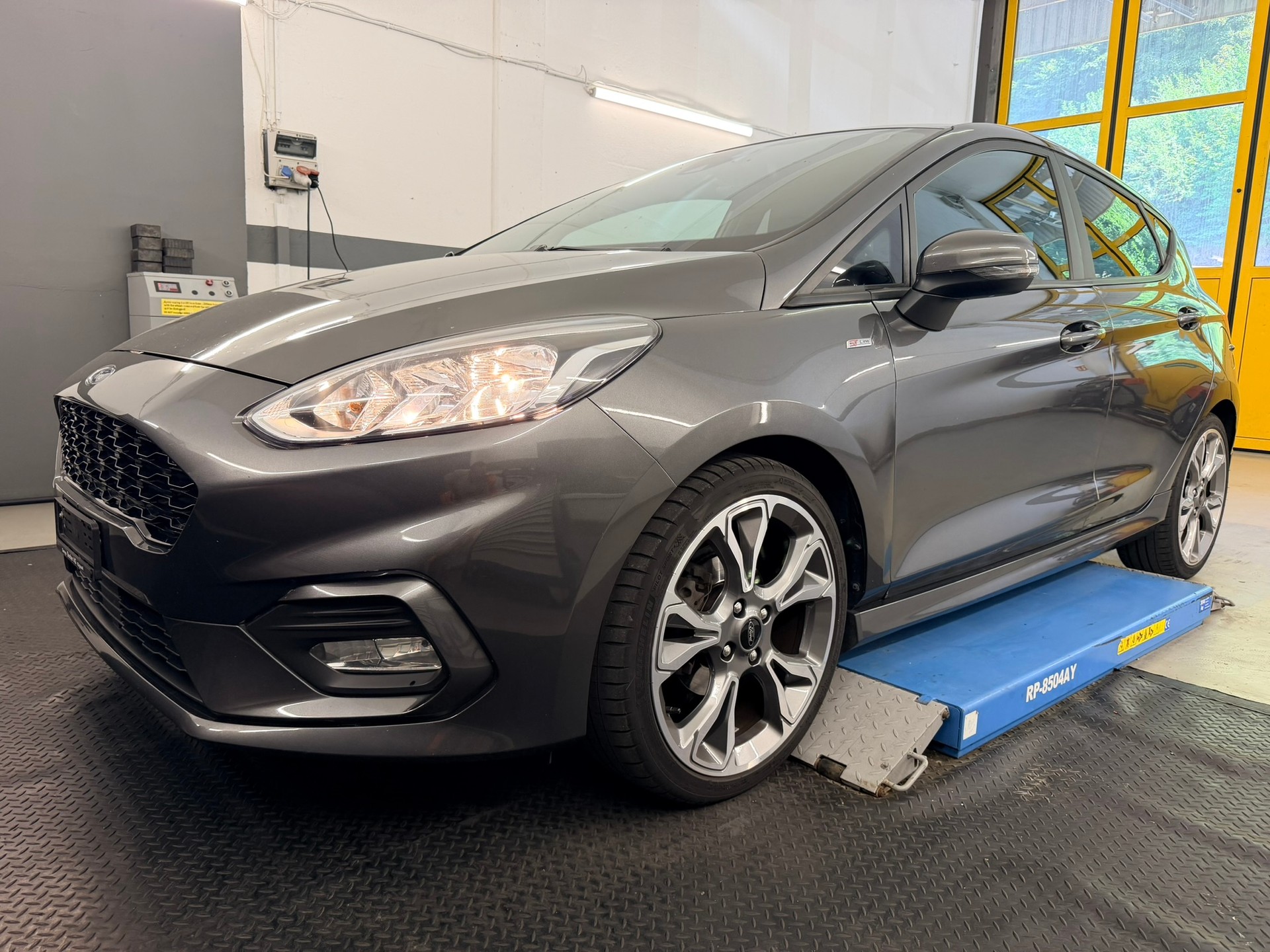 FORD Fiesta 1.0 SCTi ST Line-image-0