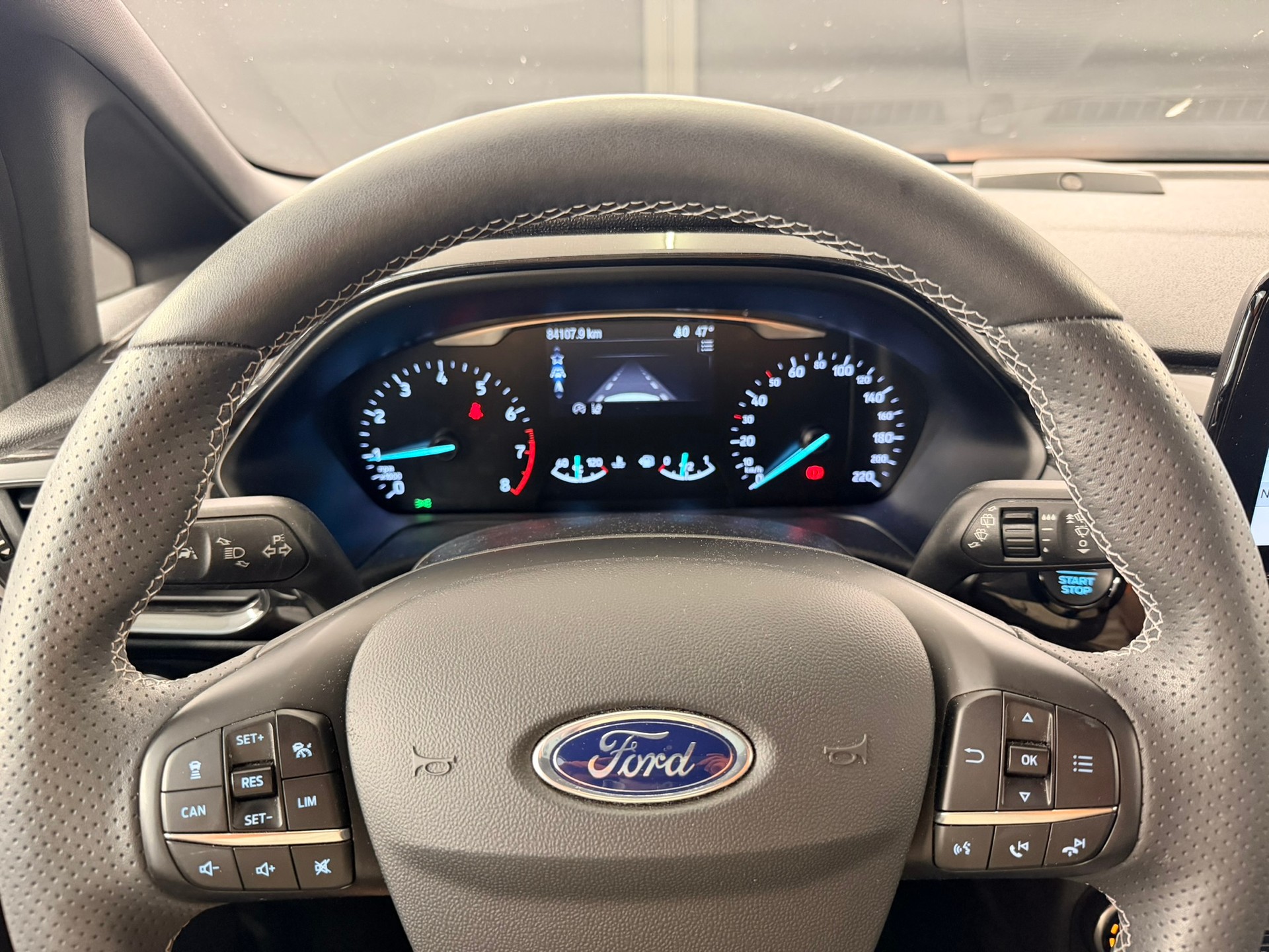 FORD Fiesta 1.0 SCTi ST Line-image-12