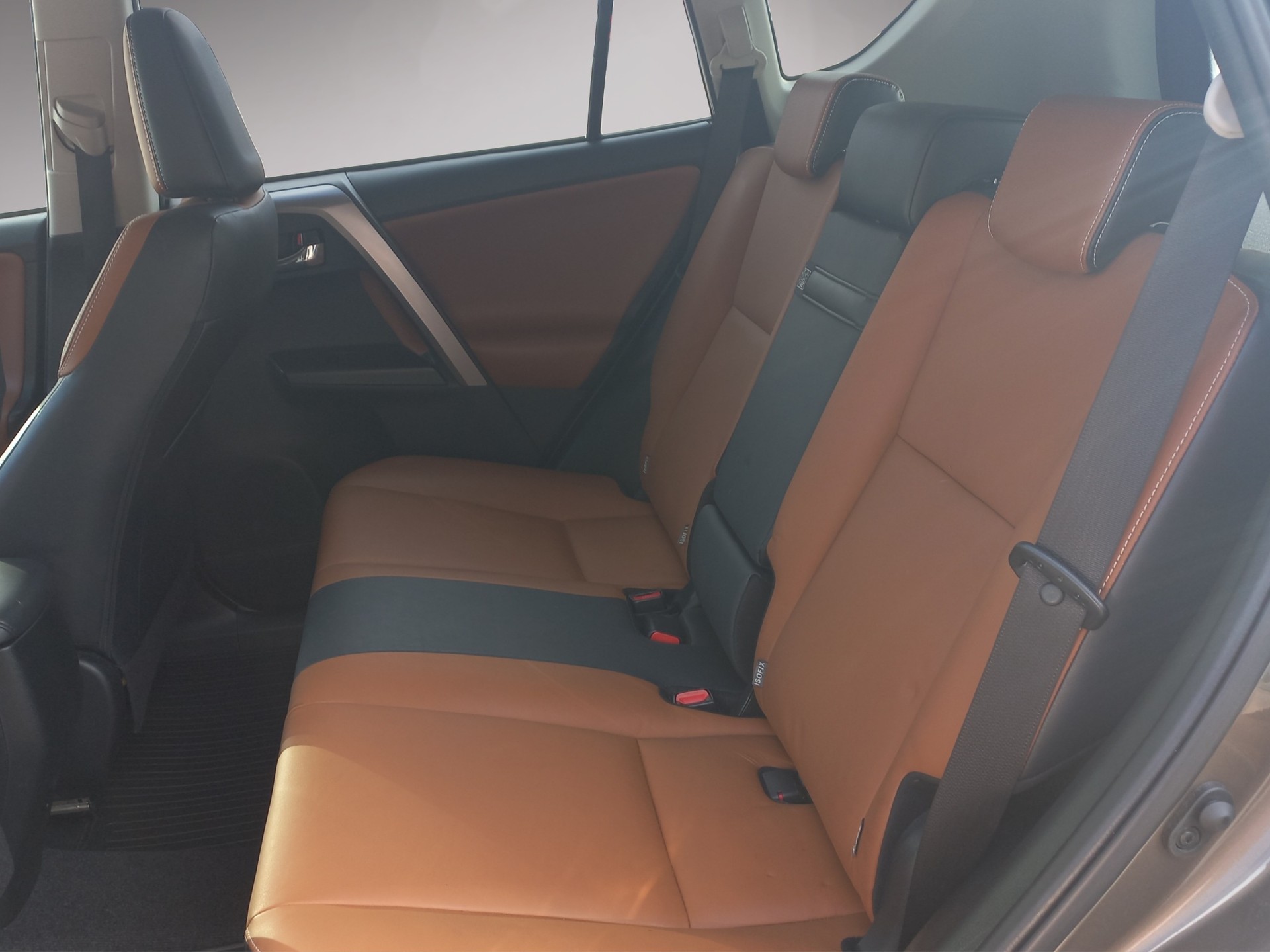 TOYOTA RAV-4 2.5 HSD Sol Premium e-CVT-image-11