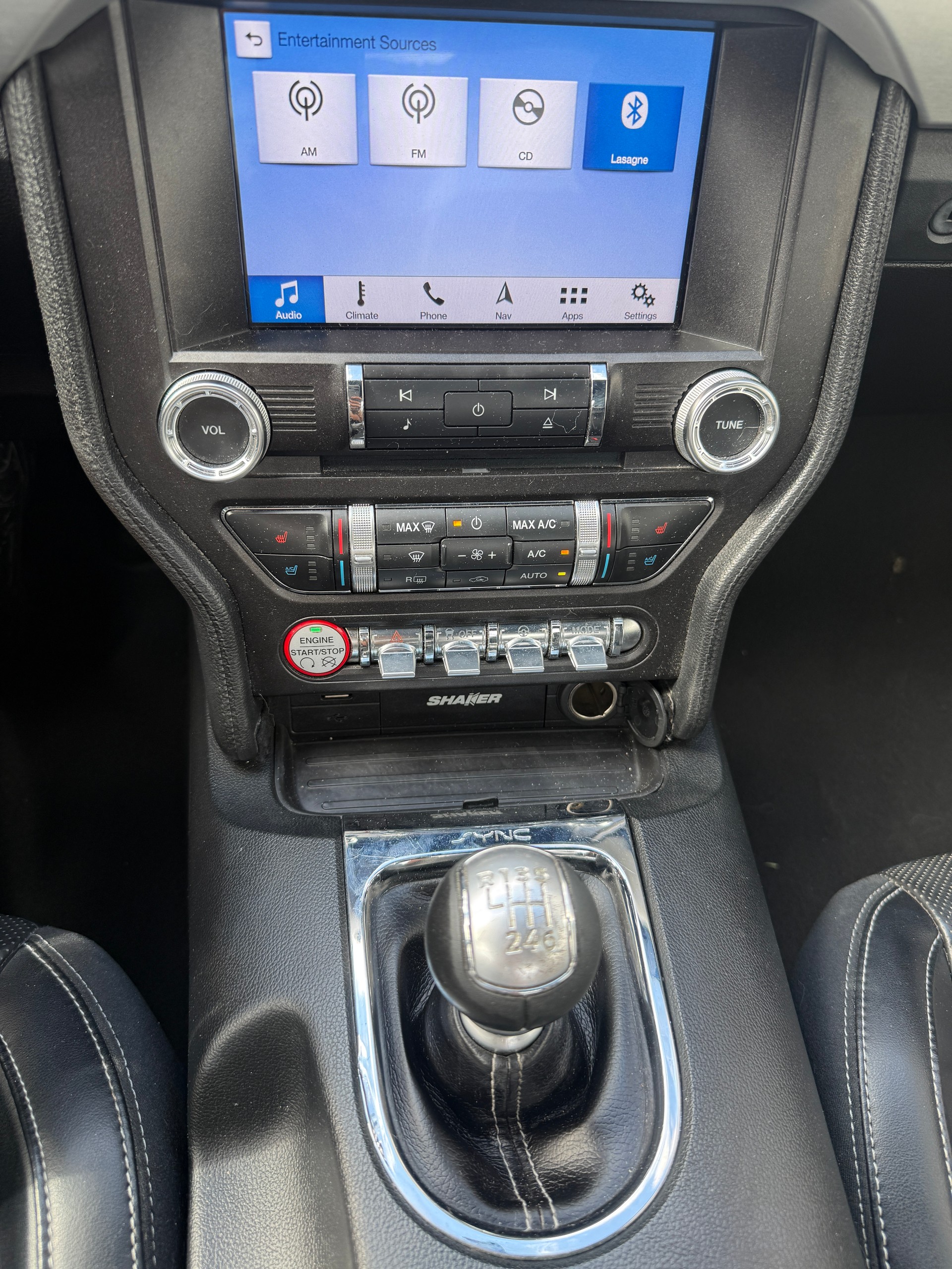 FORD Mustang Fastback 5.0 V8 GT *HANDSCHALTER* ORGINAL US CAR*PREMIUM AUSSTATTUNG*-image-17