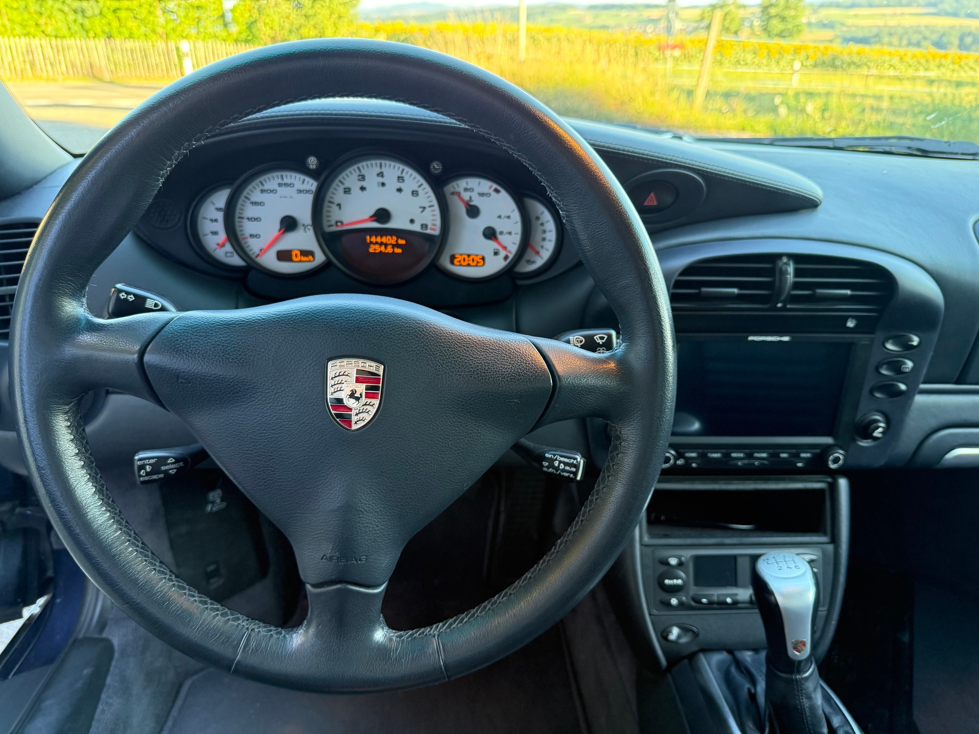 PORSCHE 3.6 Carrera 4-image-8