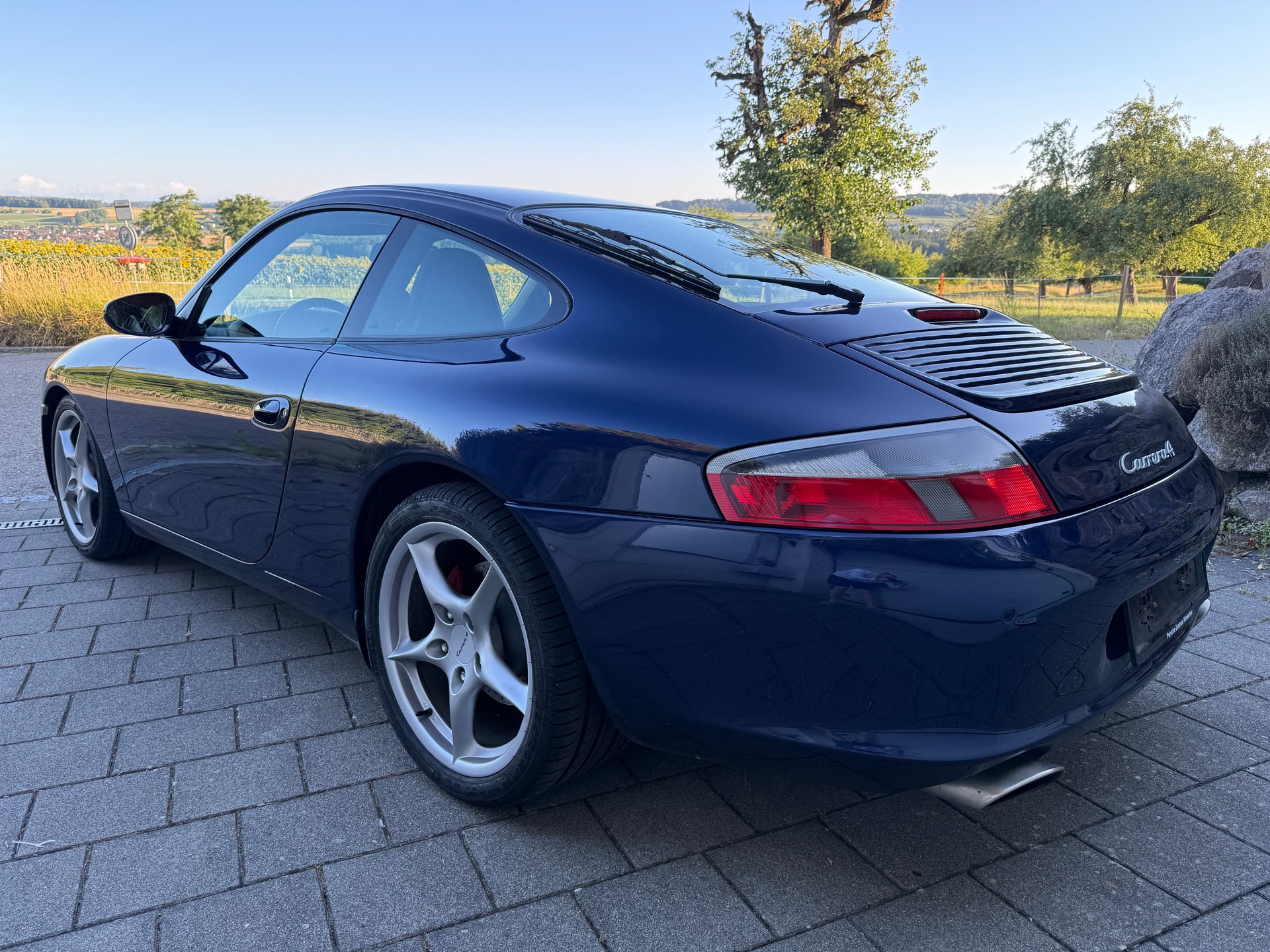 PORSCHE 3.6 Carrera 4-image-1