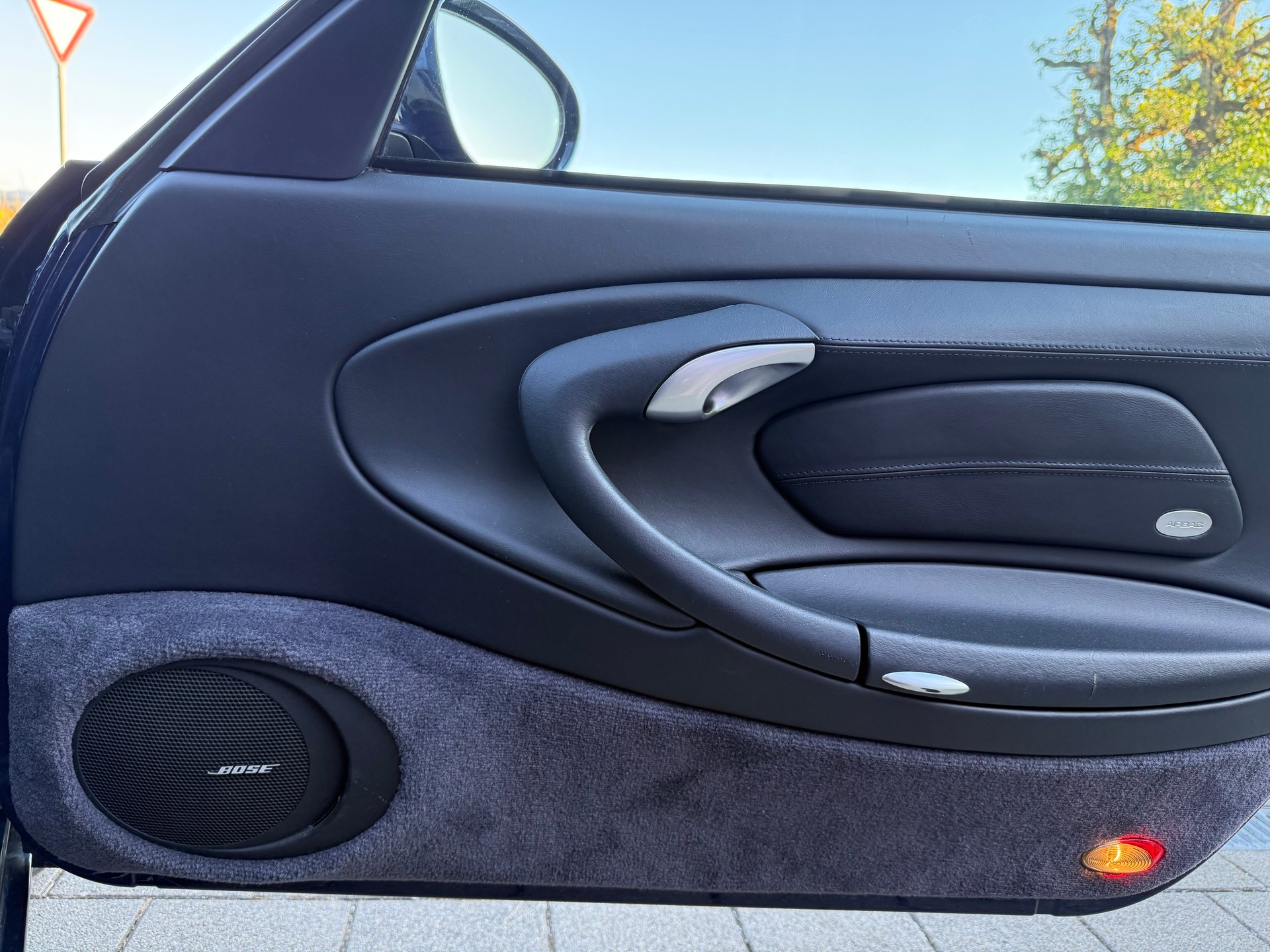 PORSCHE 3.6 Carrera 4-image-9