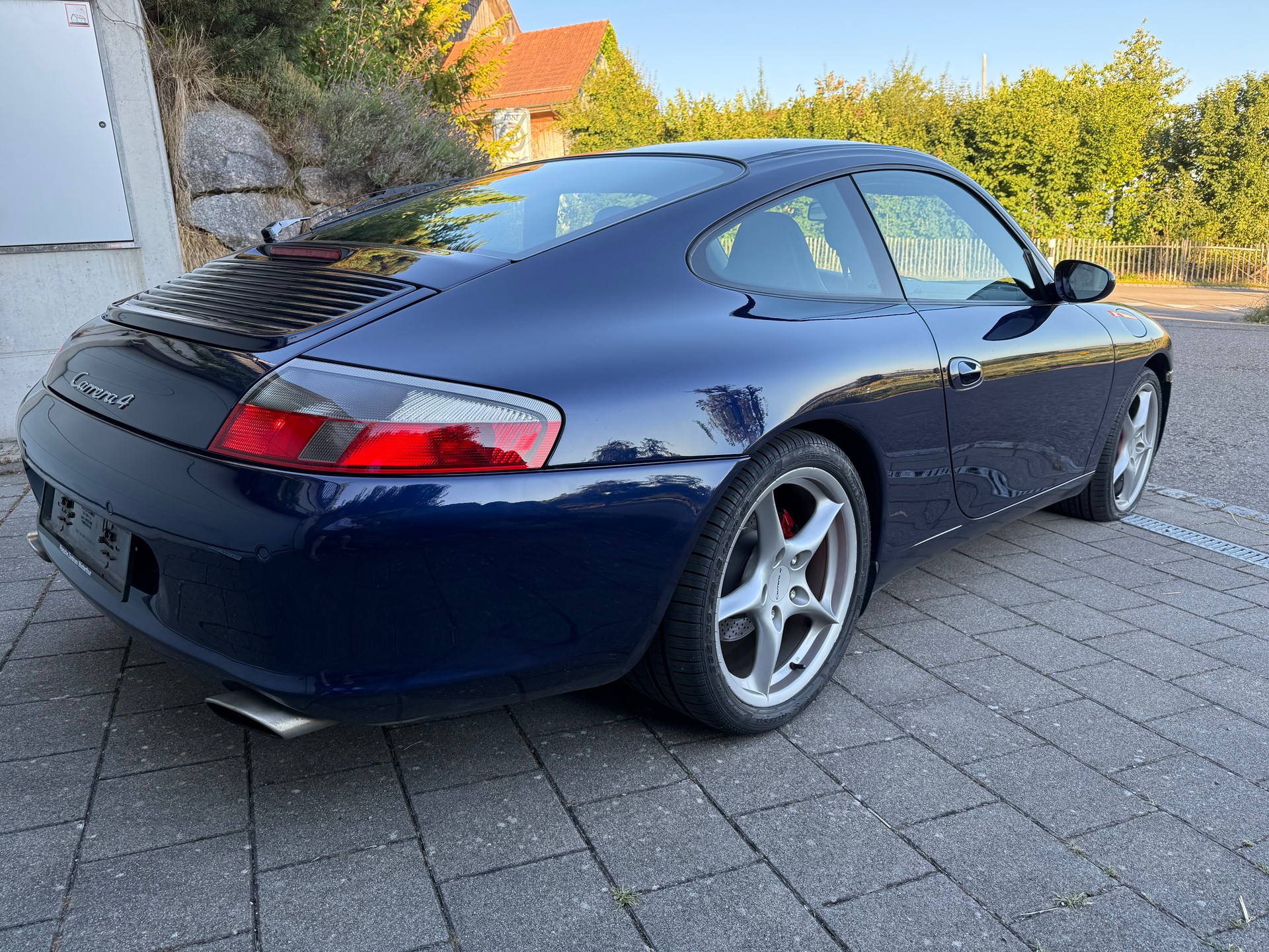 PORSCHE 3.6 Carrera 4-image-3