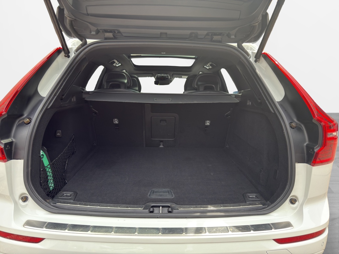 VOLVO XC60 D4 AWD R-Design Geartronic-image-12