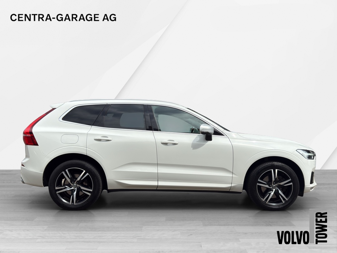 VOLVO XC60 D4 AWD R-Design Geartronic-image-4