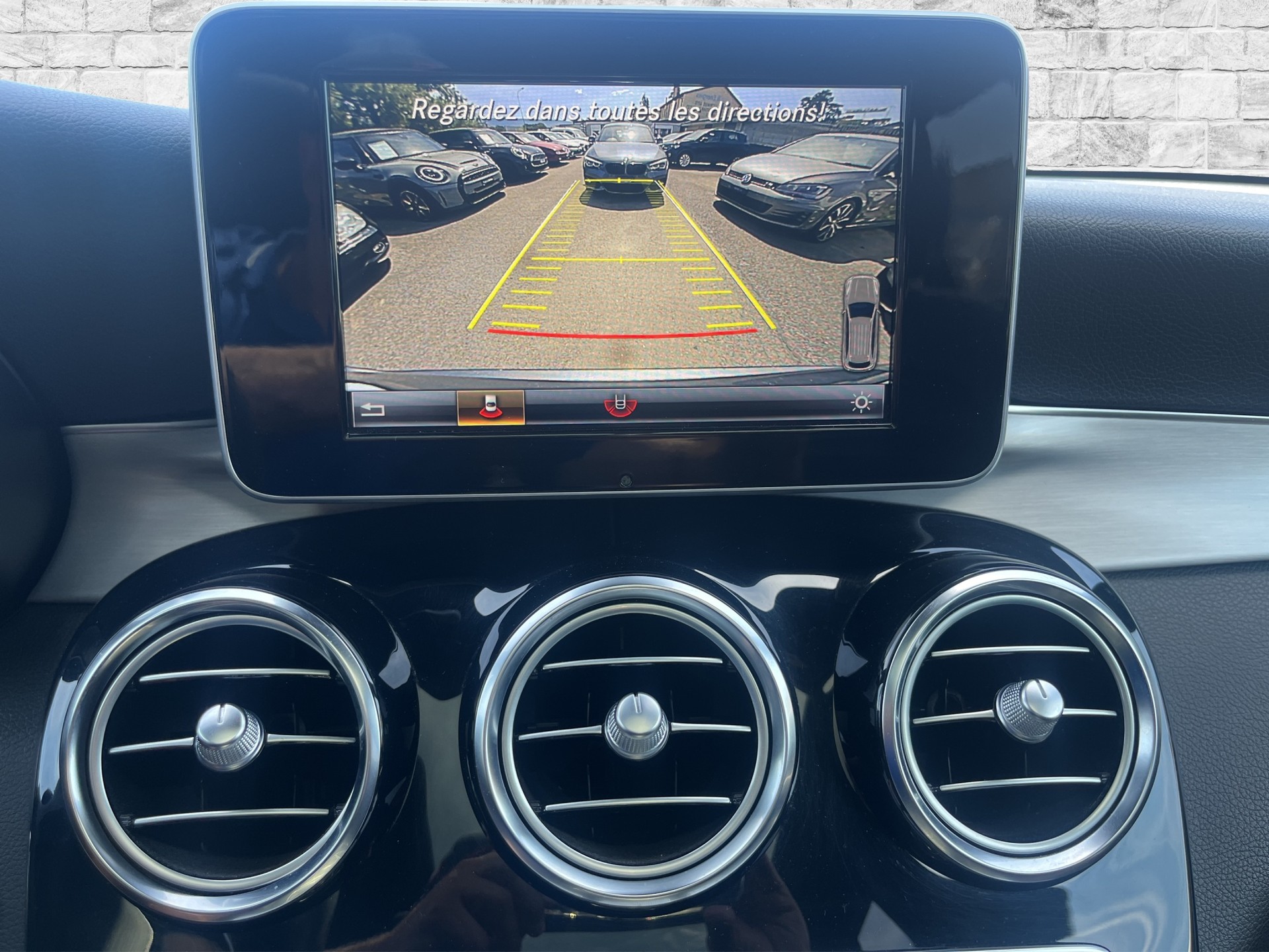 MERCEDES-BENZ GLC 350 e AMG Line 4Matic 7G-Tronic-image-9