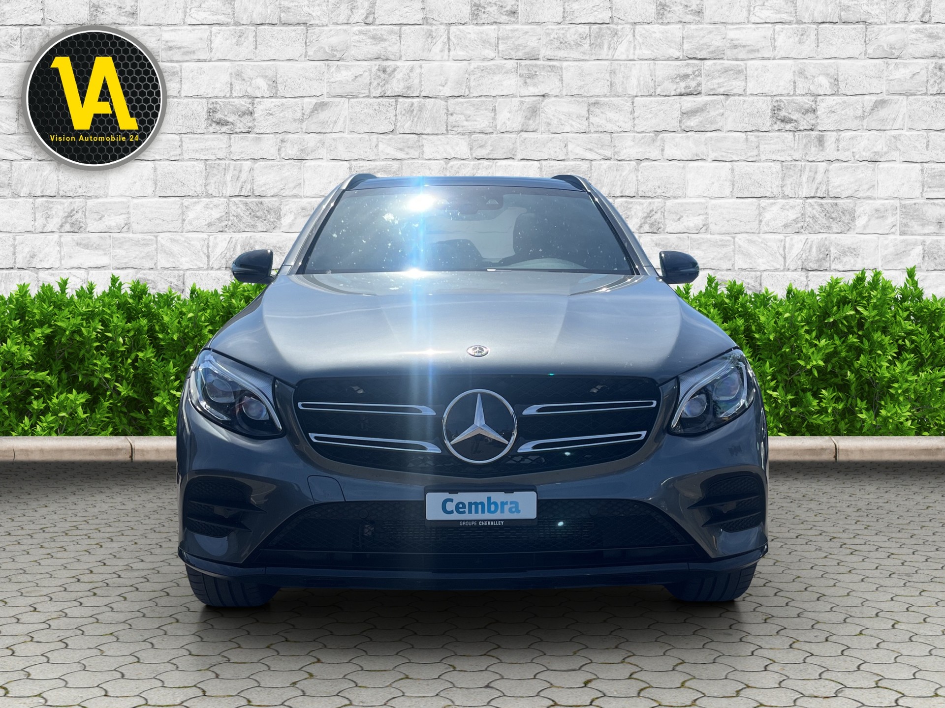 MERCEDES-BENZ GLC 350 e AMG Line 4Matic 7G-Tronic-showroom-element-2