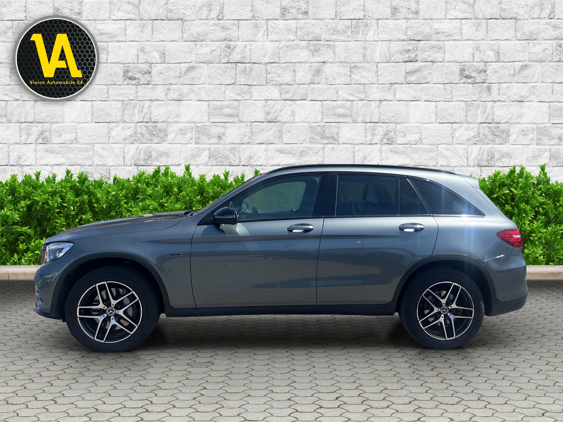 MERCEDES-BENZ GLC 350 e AMG Line 4Matic 7G-Tronic