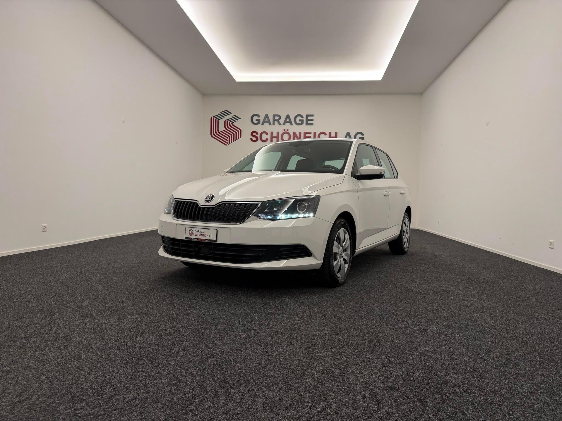 SKODA Fabia 1.2 TSI Ambition-image-0