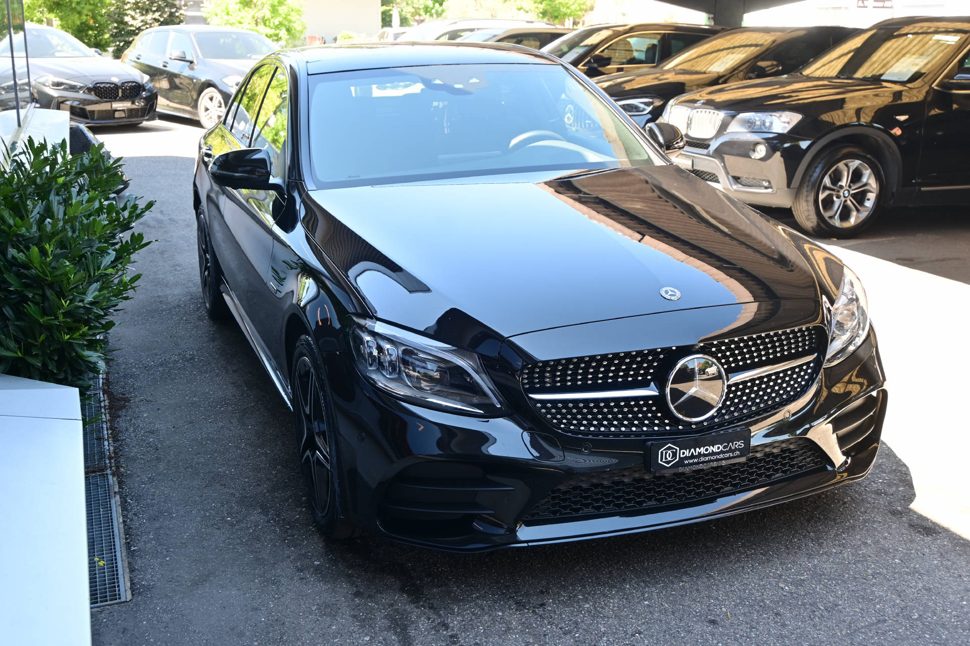 MERCEDES-BENZ C 300 e AMG Line 4matic-showroom-element-2