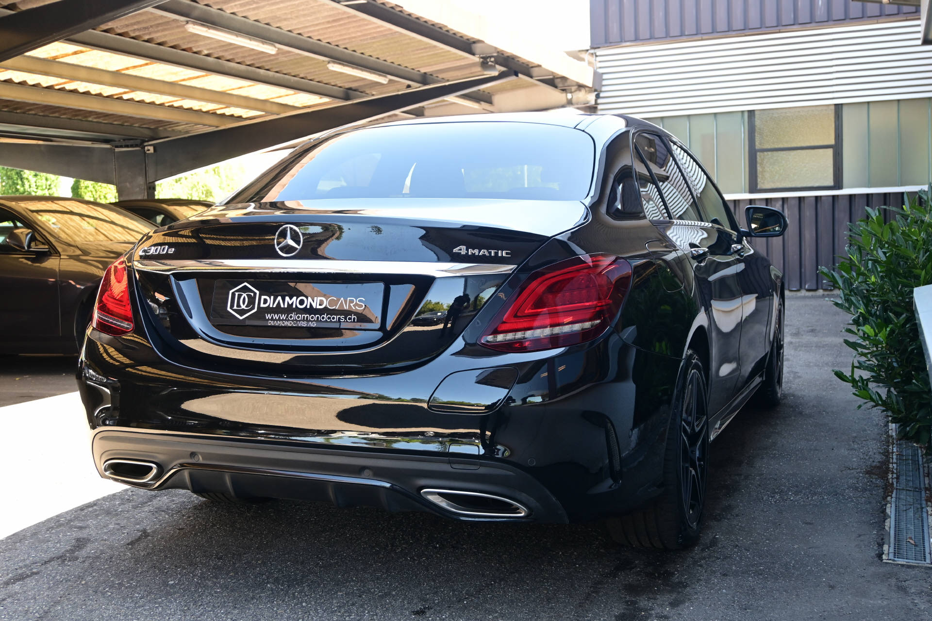 MERCEDES-BENZ C 300 e AMG Line 4matic-image-6