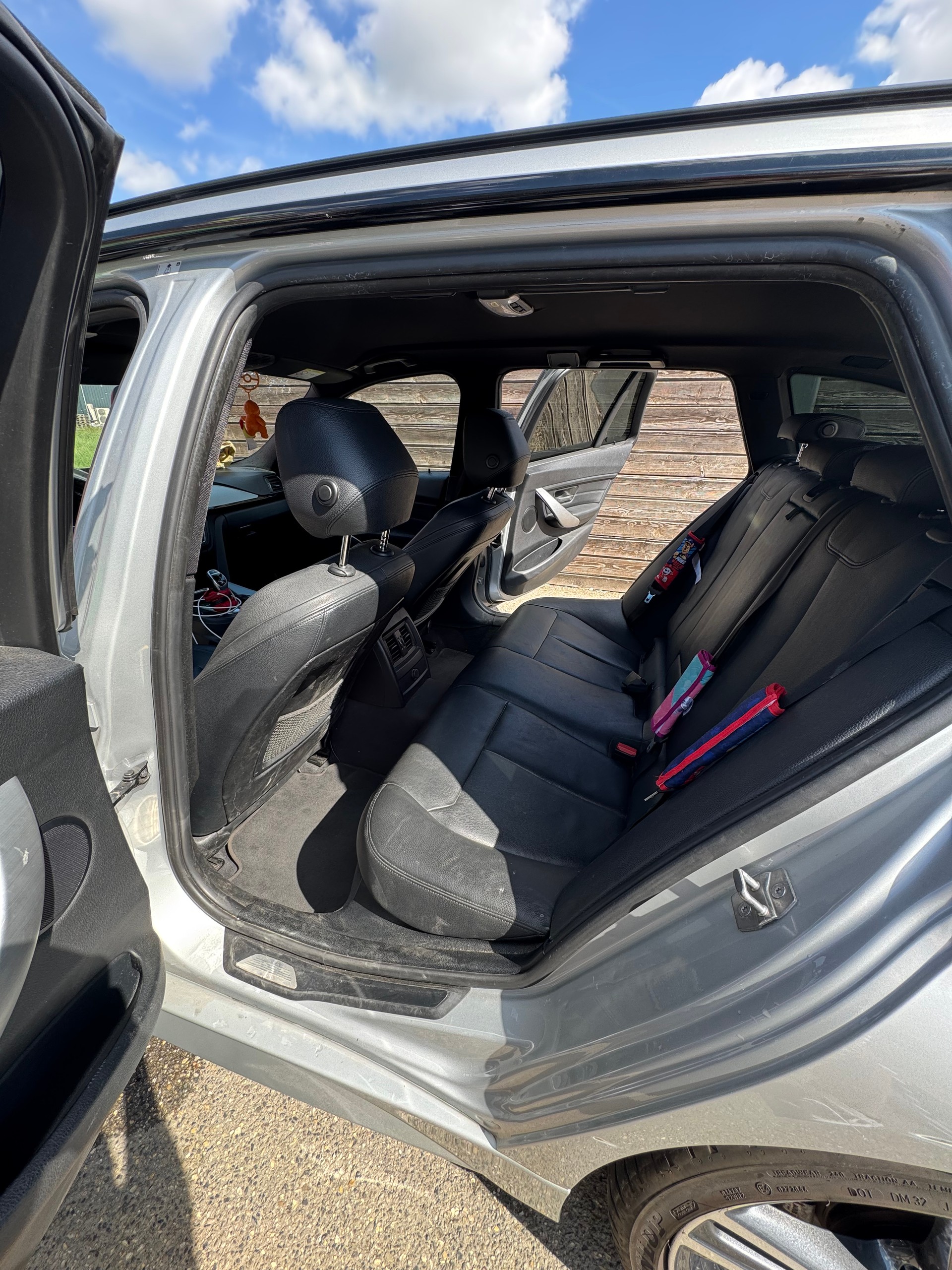 BMW 335i xDrive Touring Steptronic Pack M-image-1