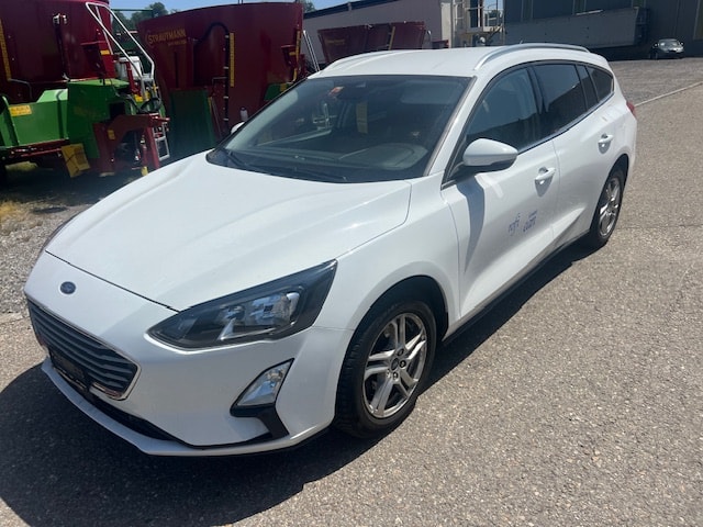 FORD Focus 1.0 SCTi Cool Connect Automatic-image-9