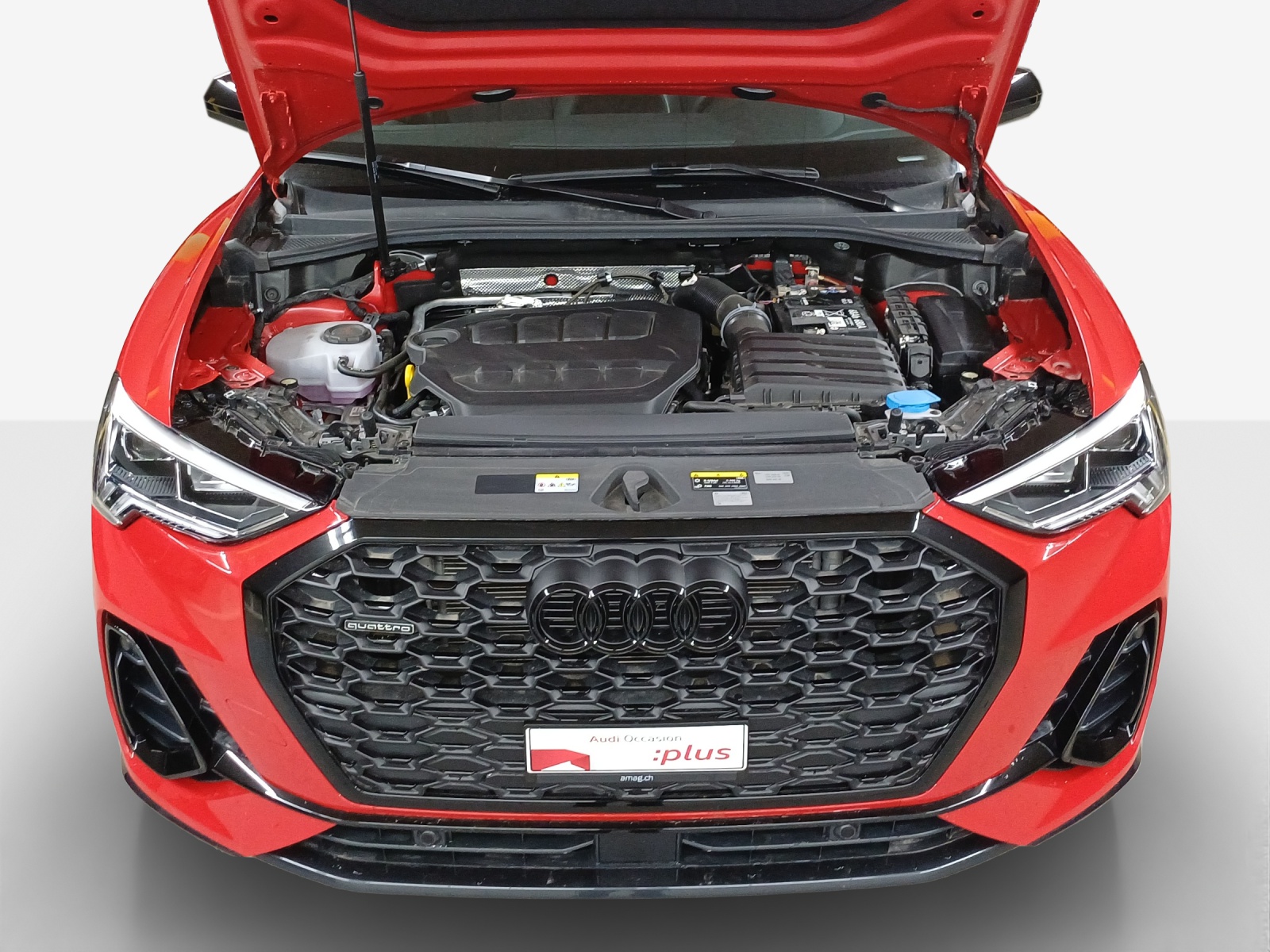 AUDI Q3 Sportback 40 TFSI S line quattro S-tronic-image-14