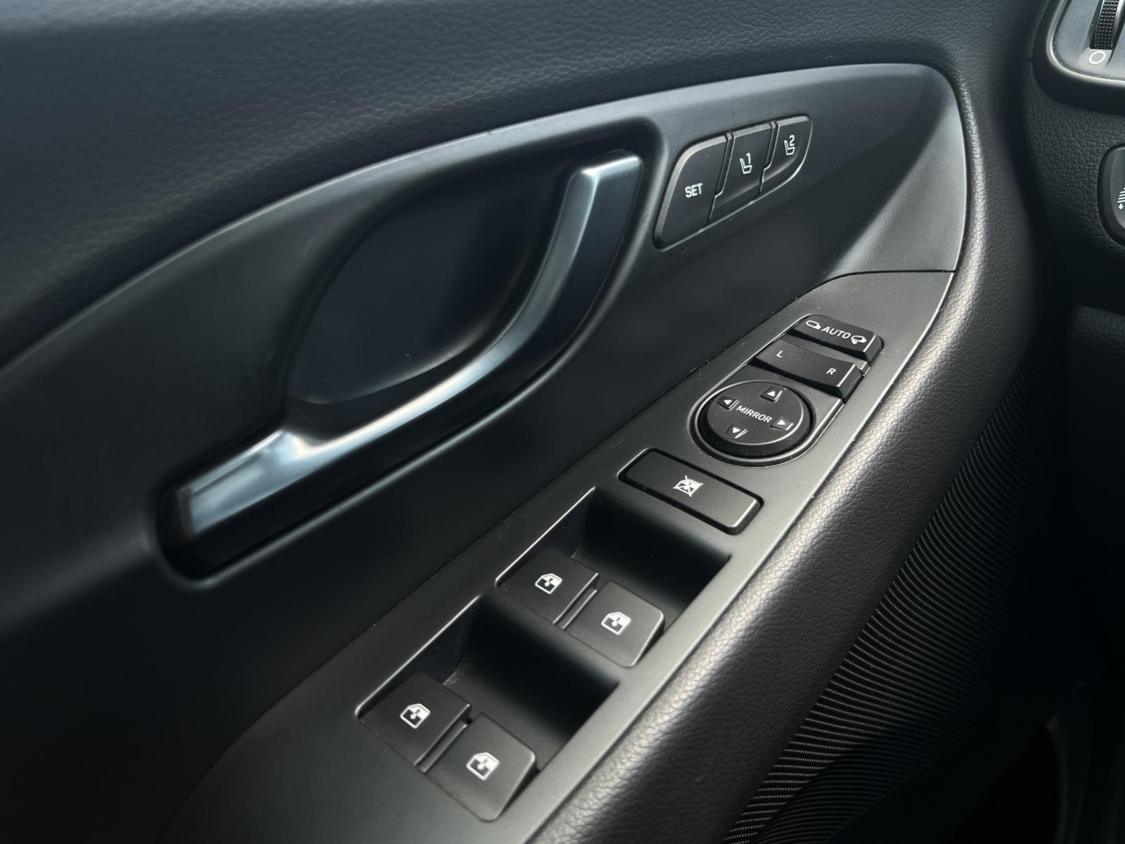 HYUNDAI i30 2.0 T-GDi N-image-21