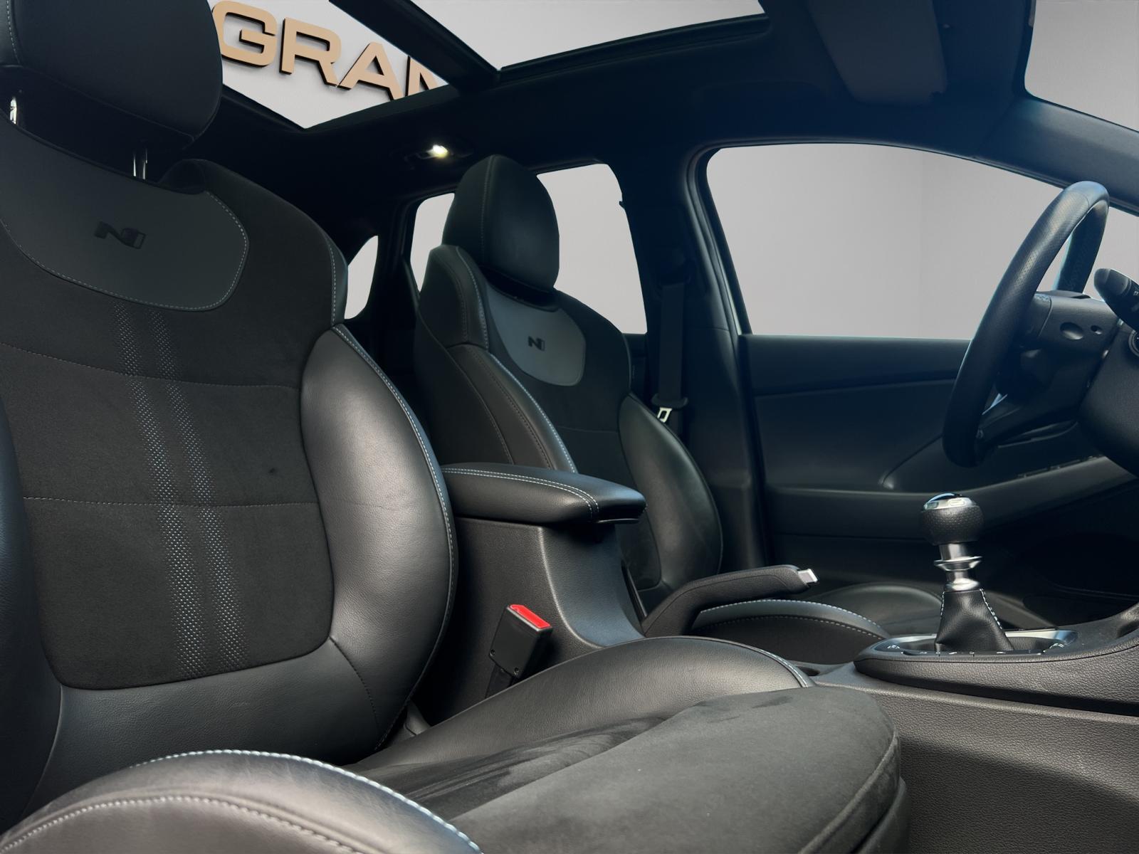 HYUNDAI i30 2.0 T-GDi N-image-12