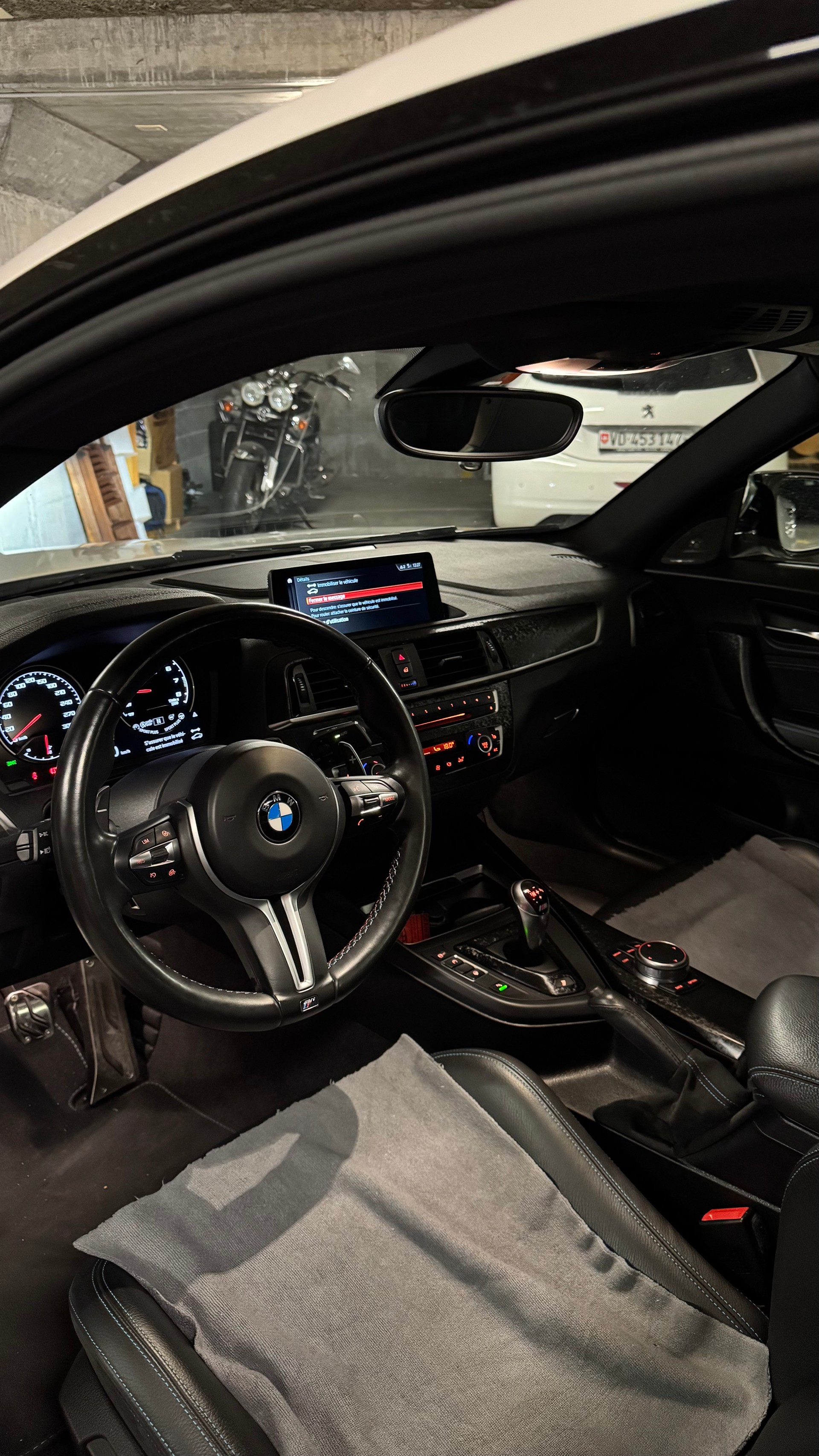 BMW M2 Competition-image-3