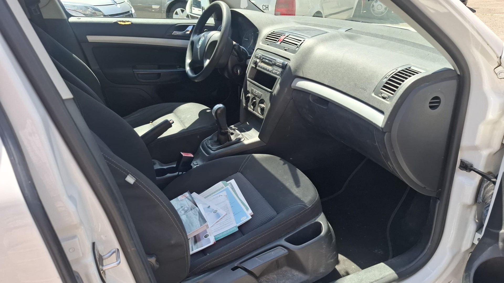 SKODA Octavia 1.9 TDI Adventure 4x4-image-5