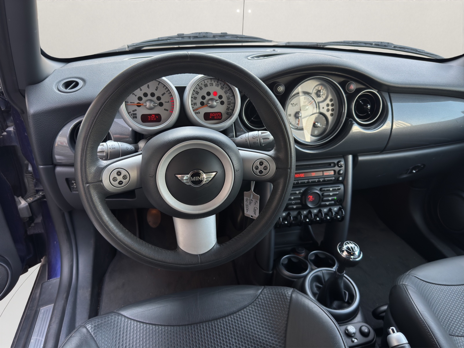 MINI Cooper-image-9