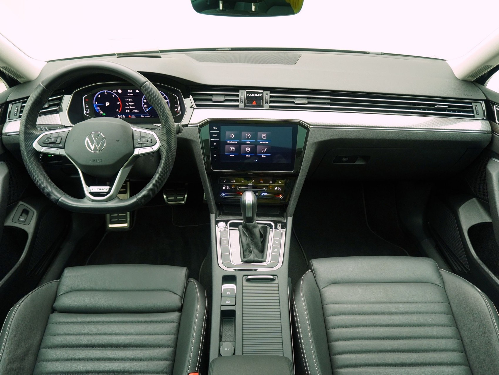 VW Passat Variant 2.0 TDI DSG Alltrack 4Motion-image-14
