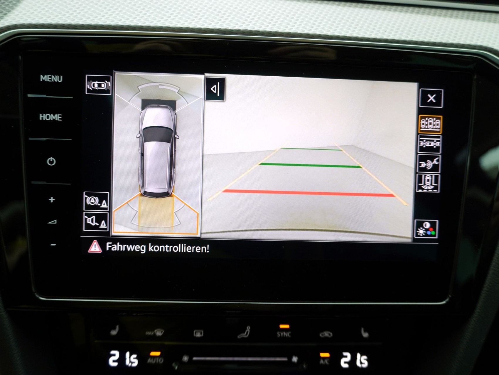 VW Passat Variant 2.0 TDI DSG Alltrack 4Motion-image-17