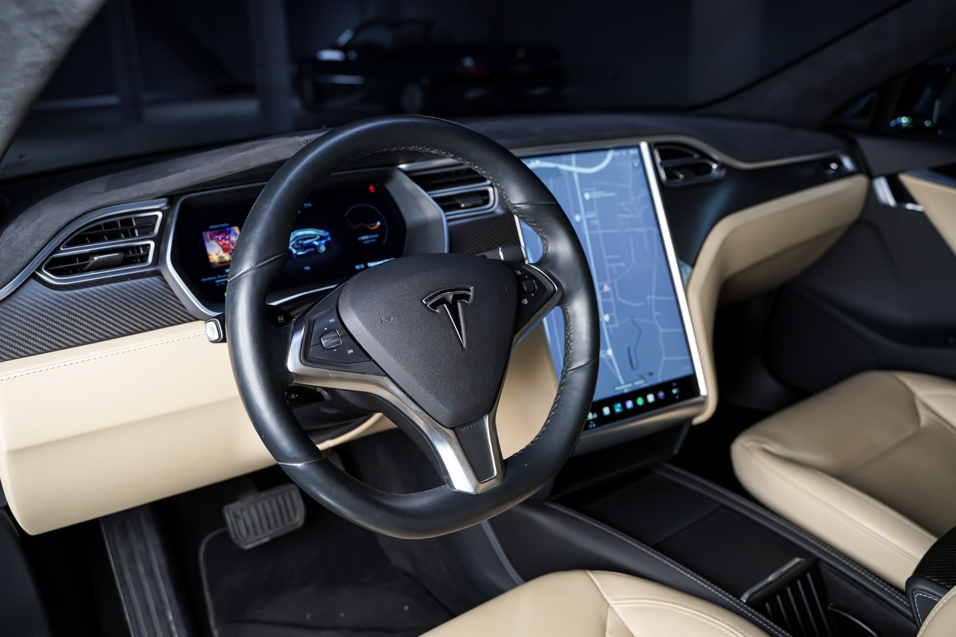 TESLA Model S 85 D Free Supercharging-image-8