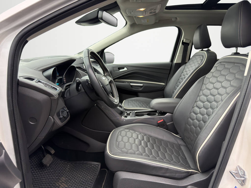 FORD Kuga 2.0 TDCi 180 Vignale FPS-image-8