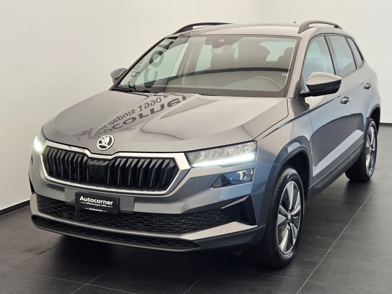 SKODA Karoq 1.5 TSI Ambition DSG-image-2