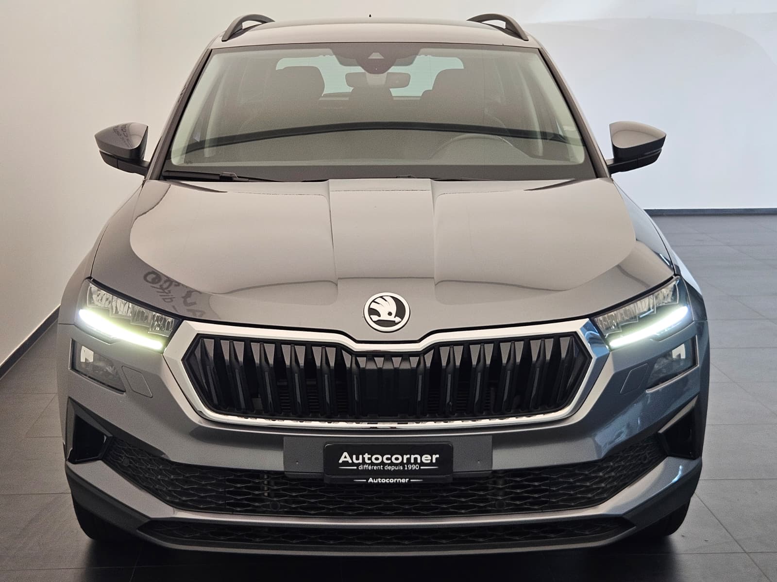 SKODA Karoq 1.5 TSI Ambition DSG-image-3
