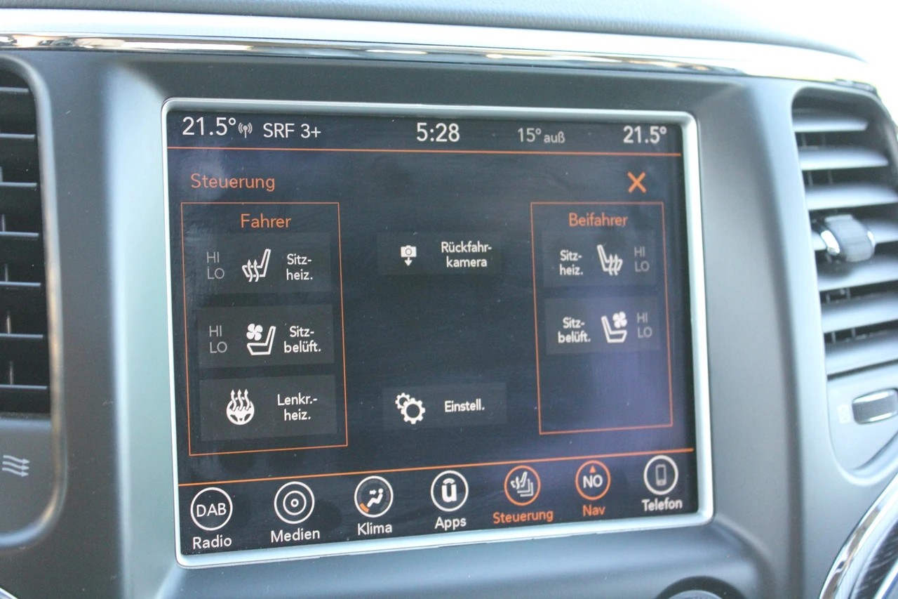 JEEP Grand Cherokee 3.0 CRD Summit Automatic-image-15