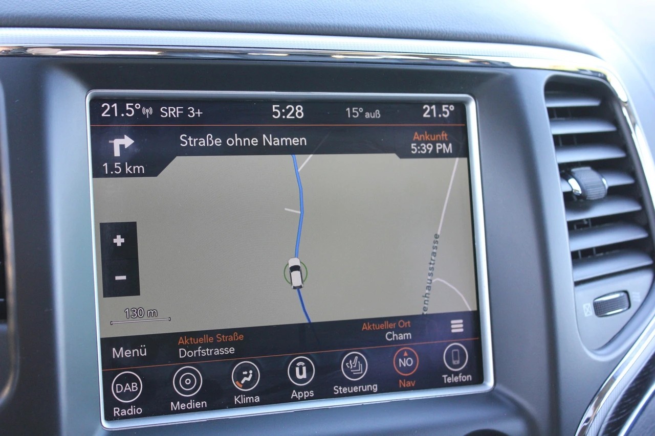 JEEP Grand Cherokee 3.0 CRD Summit Automatic-image-13