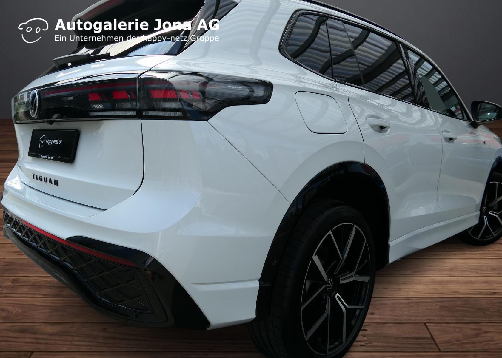 VW Tiguan 2.0 TSI R-Line DSG 4motion-image-4