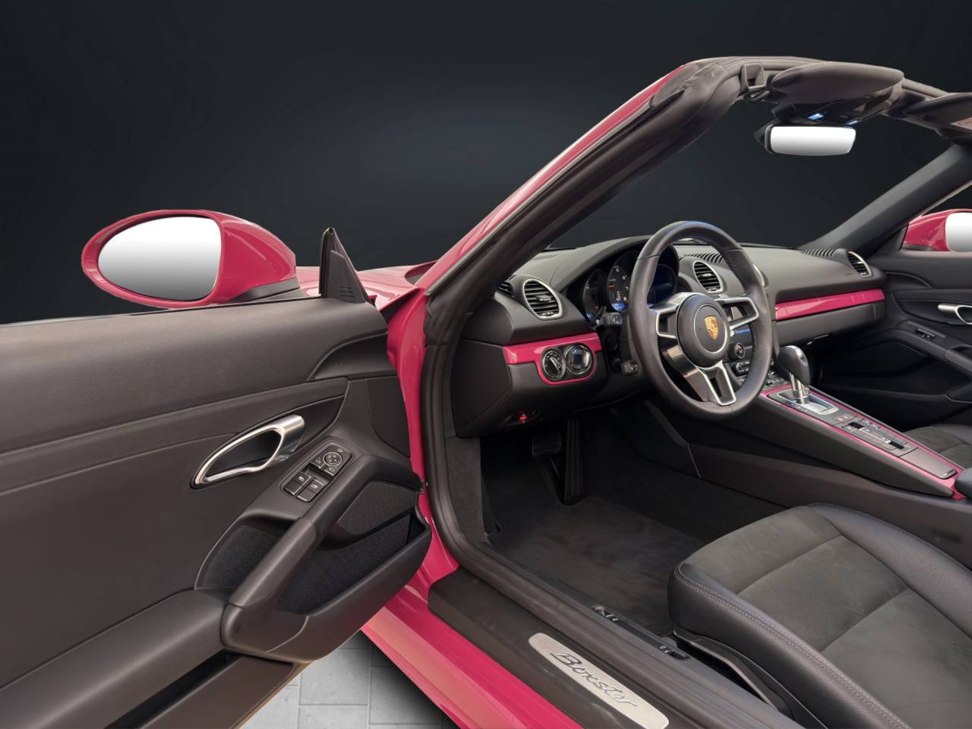 PORSCHE 718 Boxster-image-3