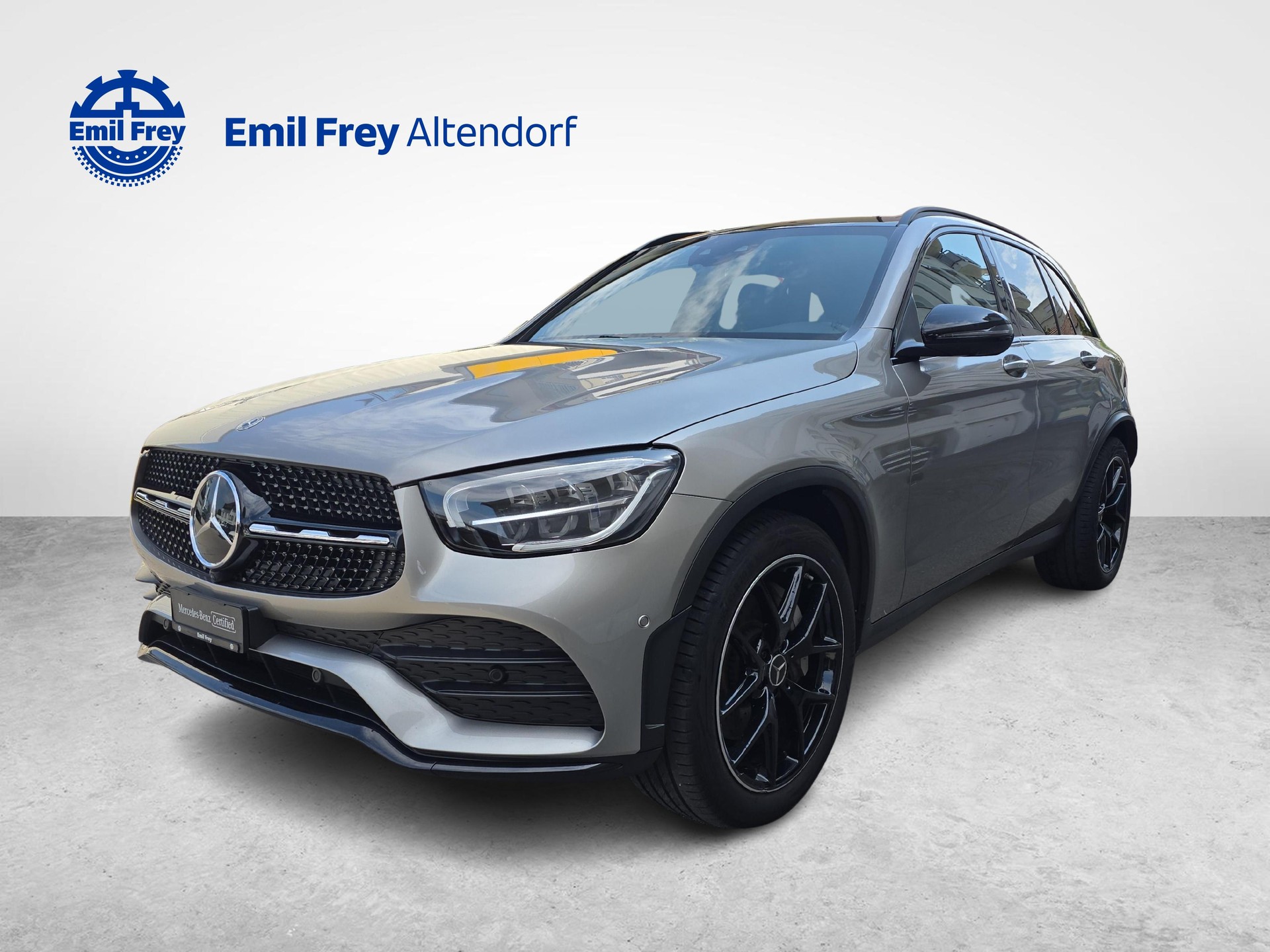 MERCEDES-BENZ GLC 300 d AMG Line 4m-image-0