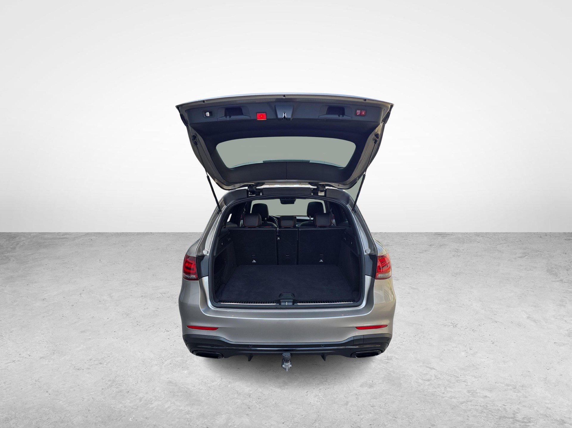 MERCEDES-BENZ GLC 300 d AMG Line 4m-image-11